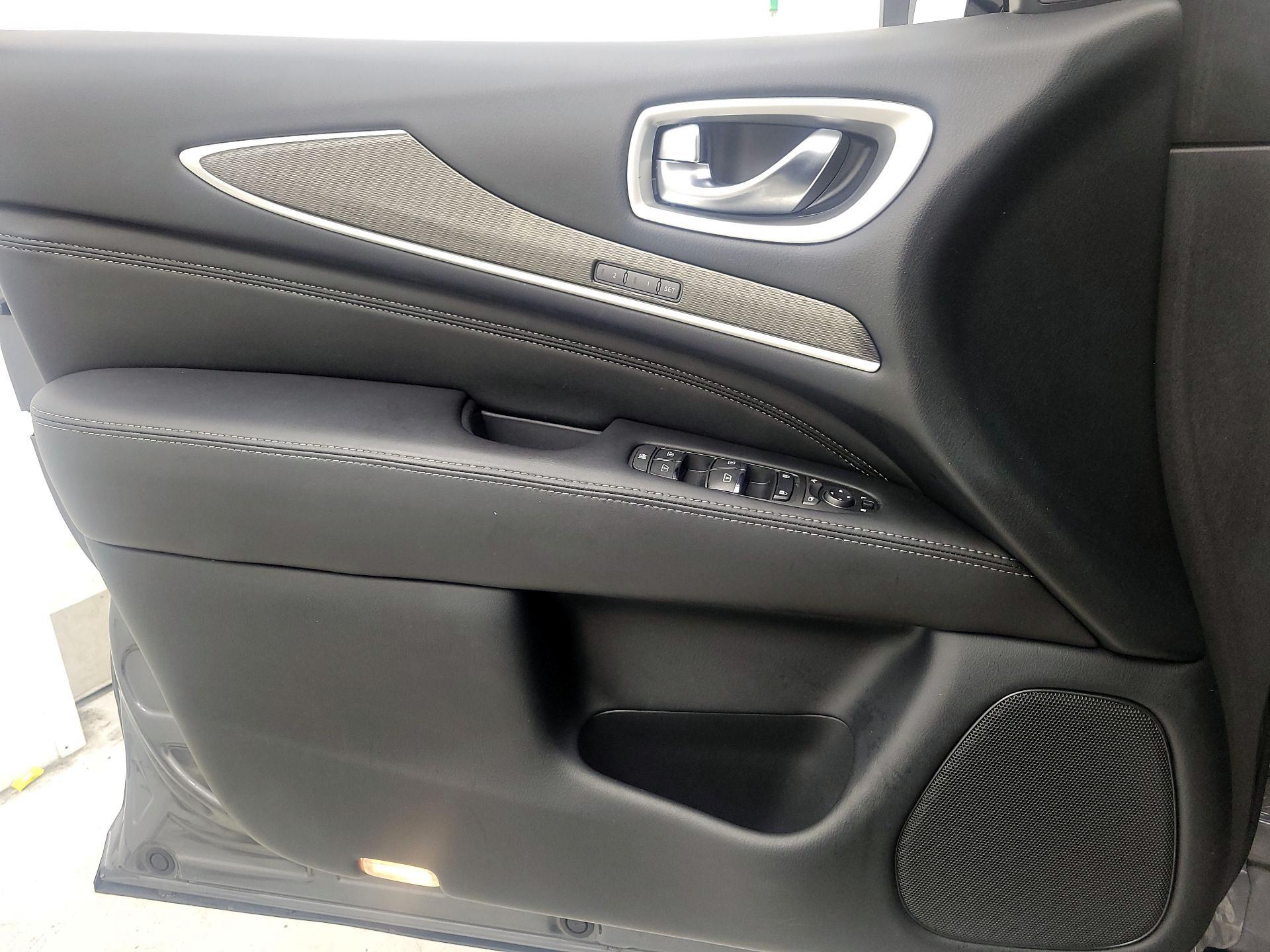 Thumbnail: 2019 INFINITI QX60 - 12