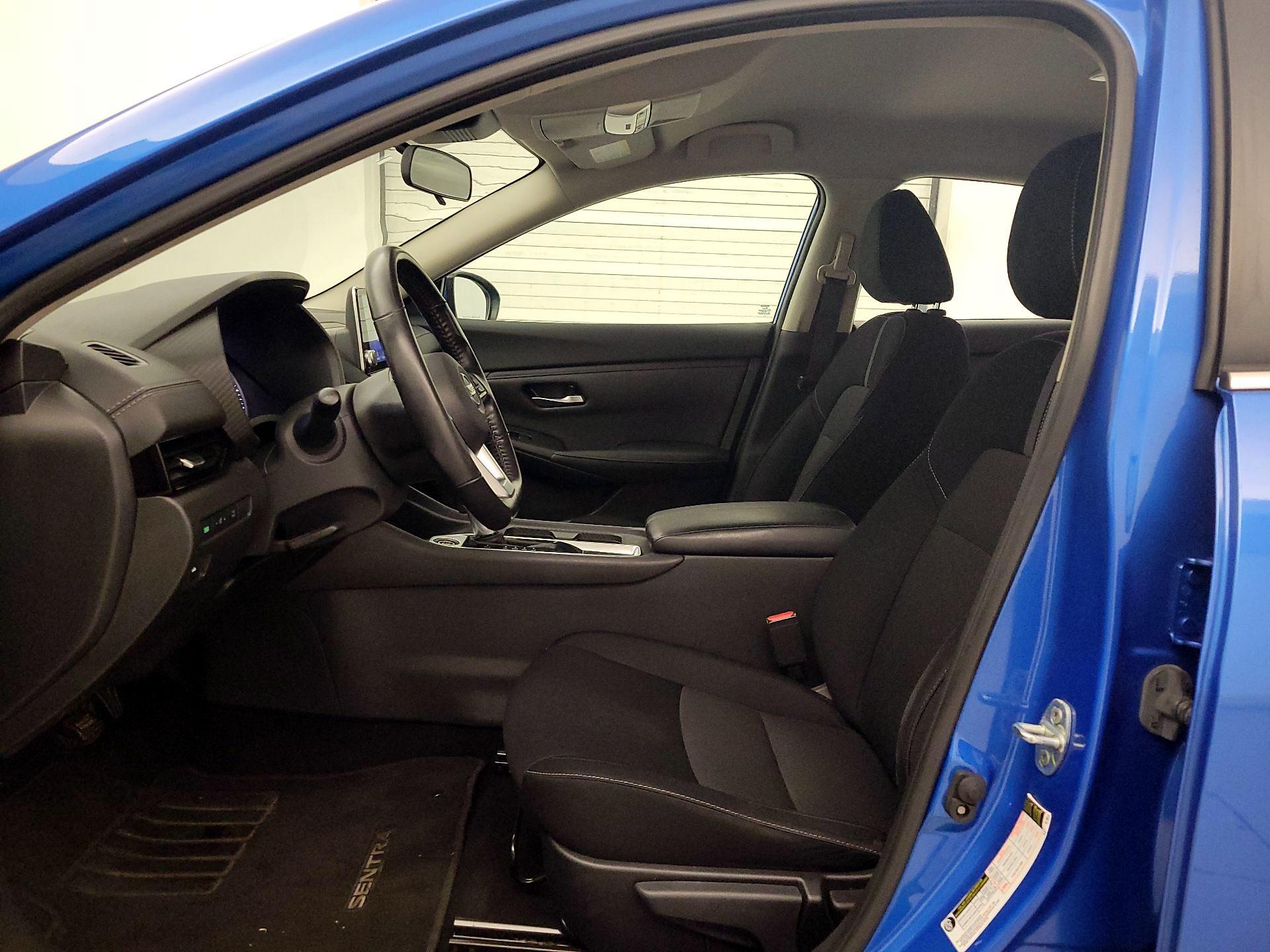 Thumbnail: 2021 Nissan Sentra - 11