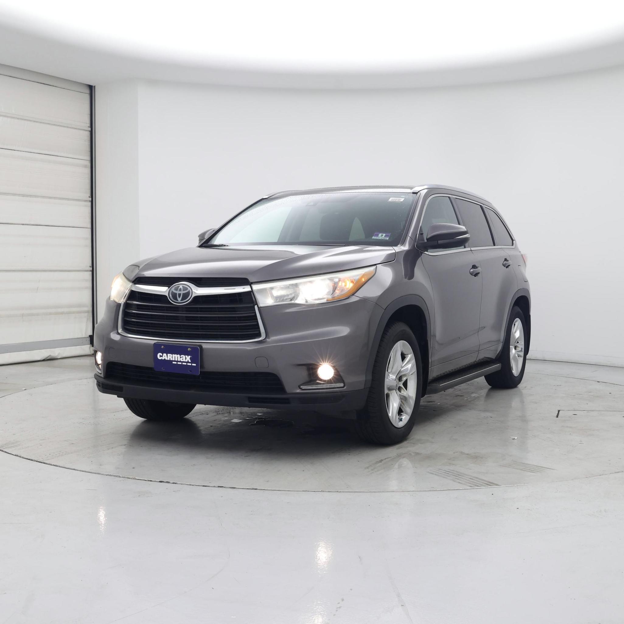 Thumbnail: 2015 Toyota Highlander - 4