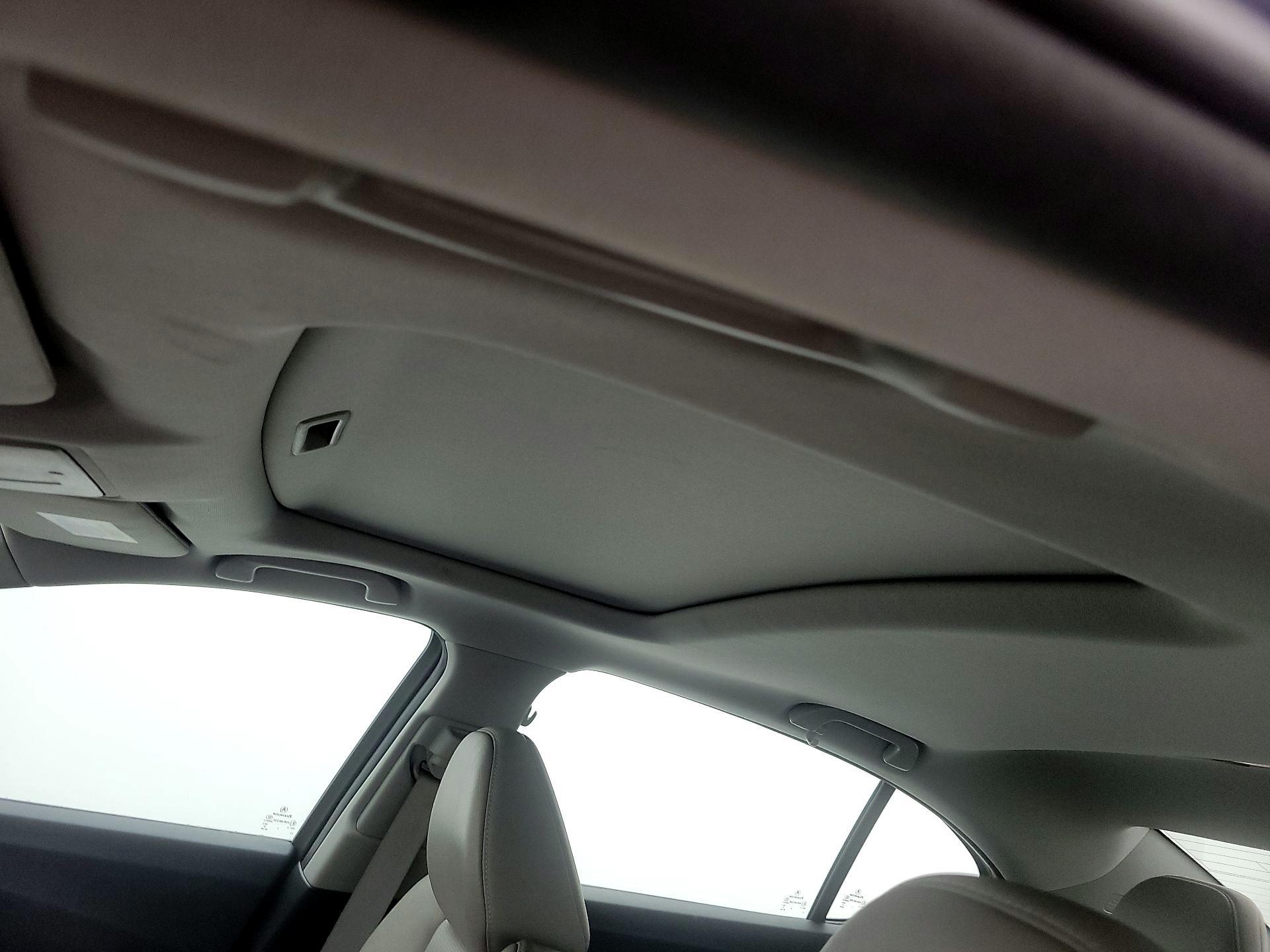 Thumbnail: 2015 Acura TLX - 18