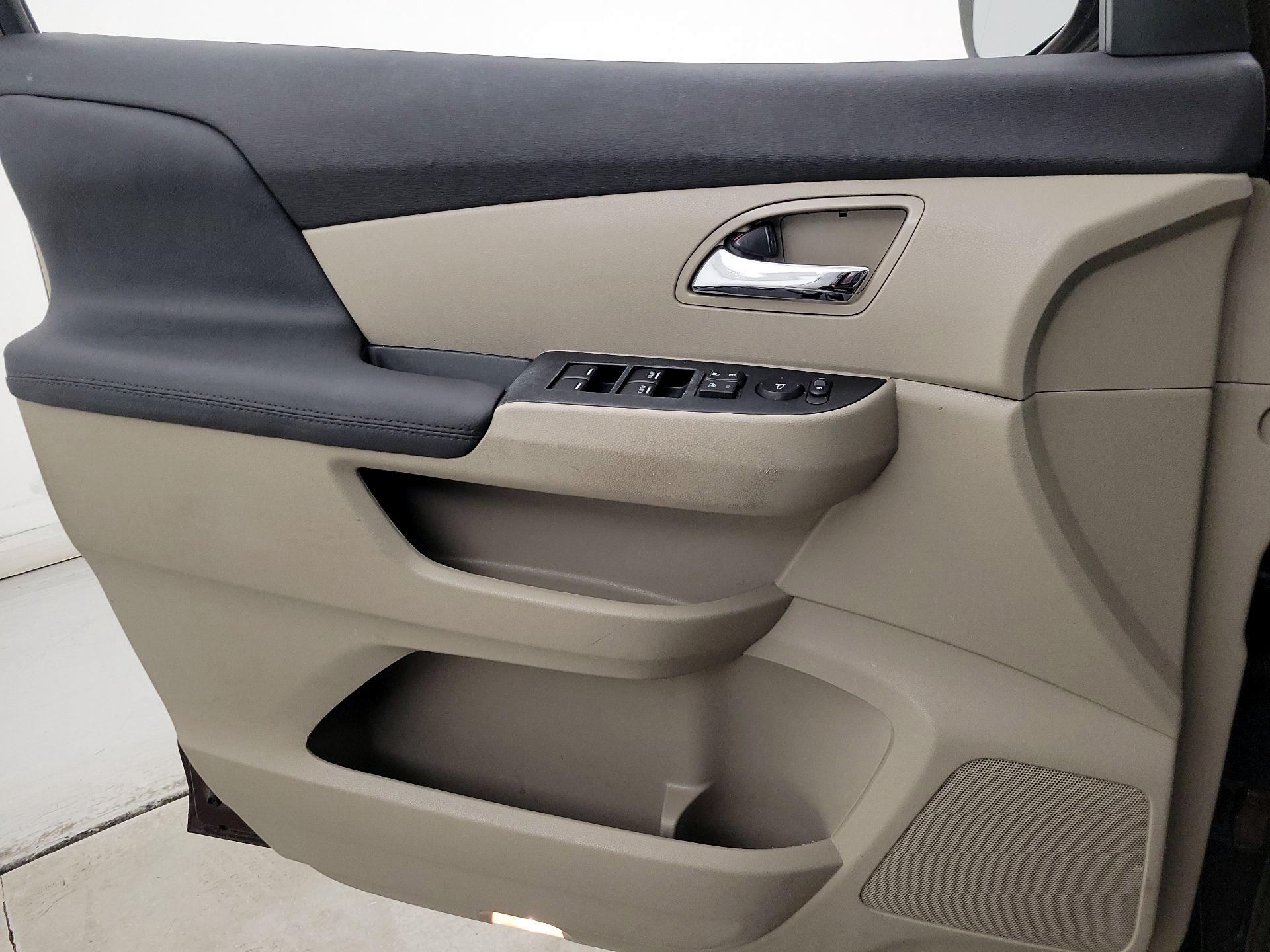 Thumbnail: 2014 Honda Odyssey - 12