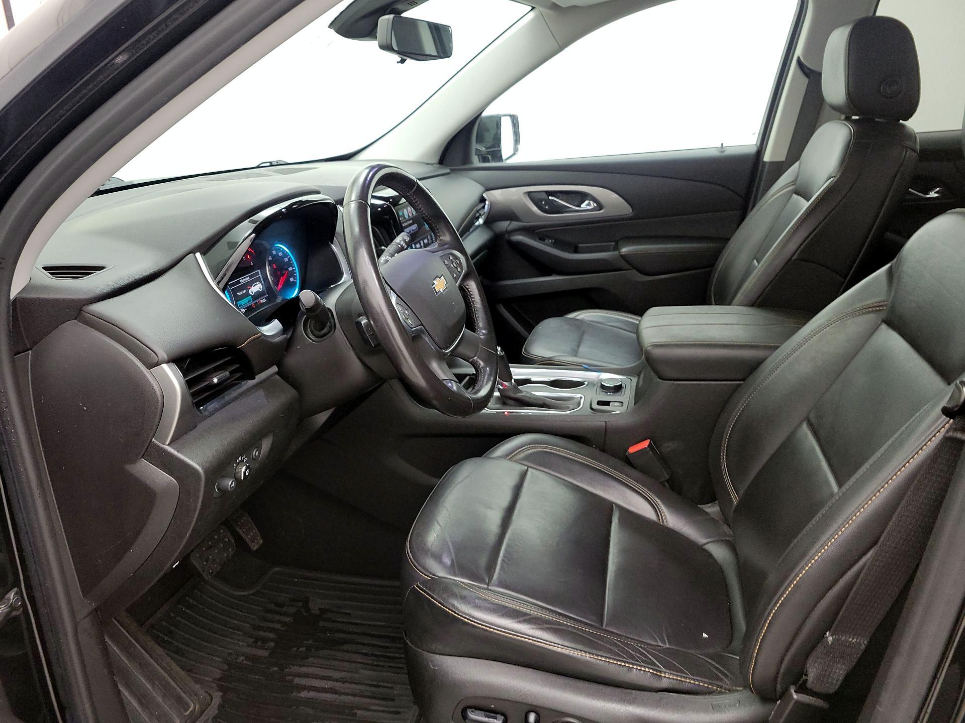 Thumbnail: 2018 Chevrolet Traverse - 11
