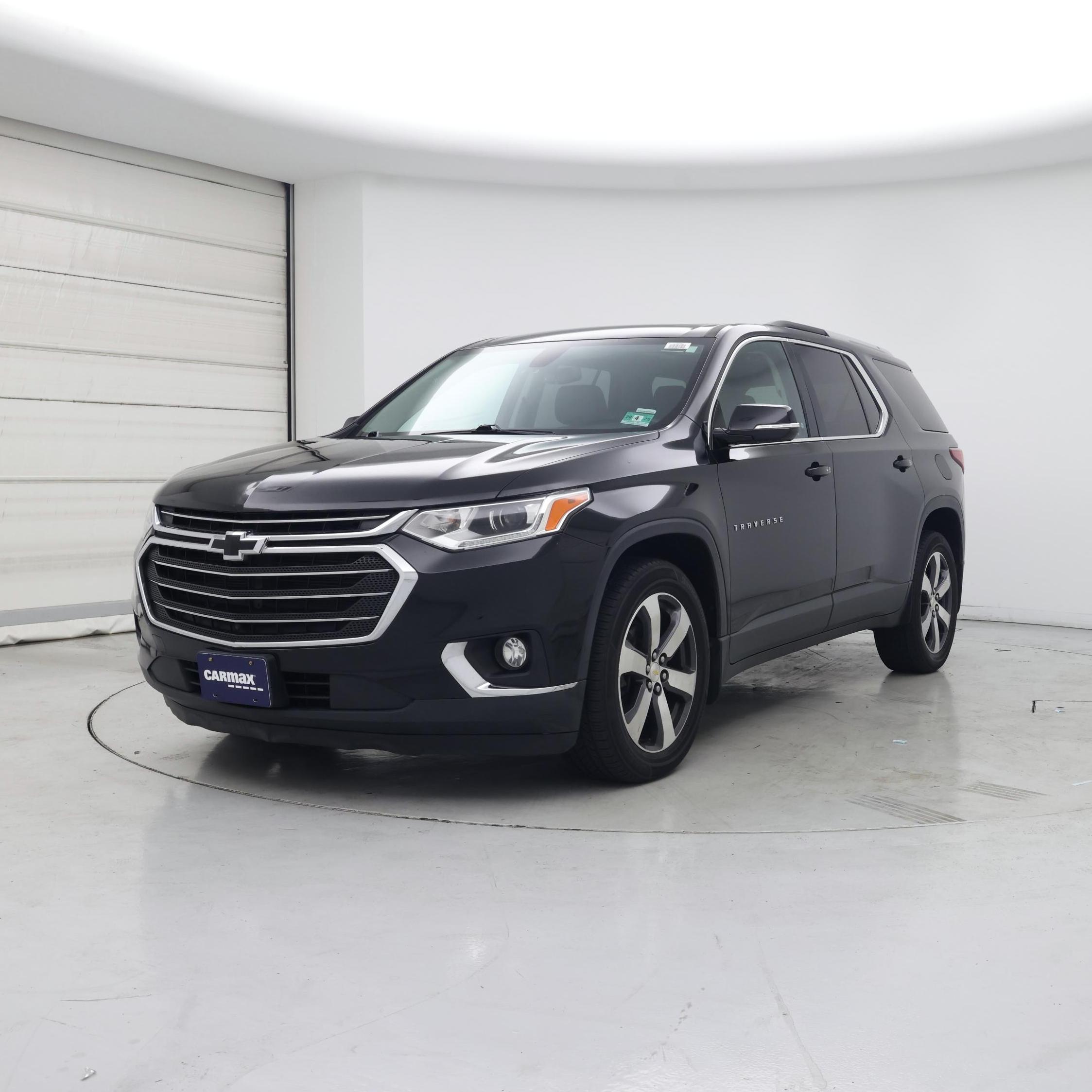 Thumbnail: 2018 Chevrolet Traverse - 4
