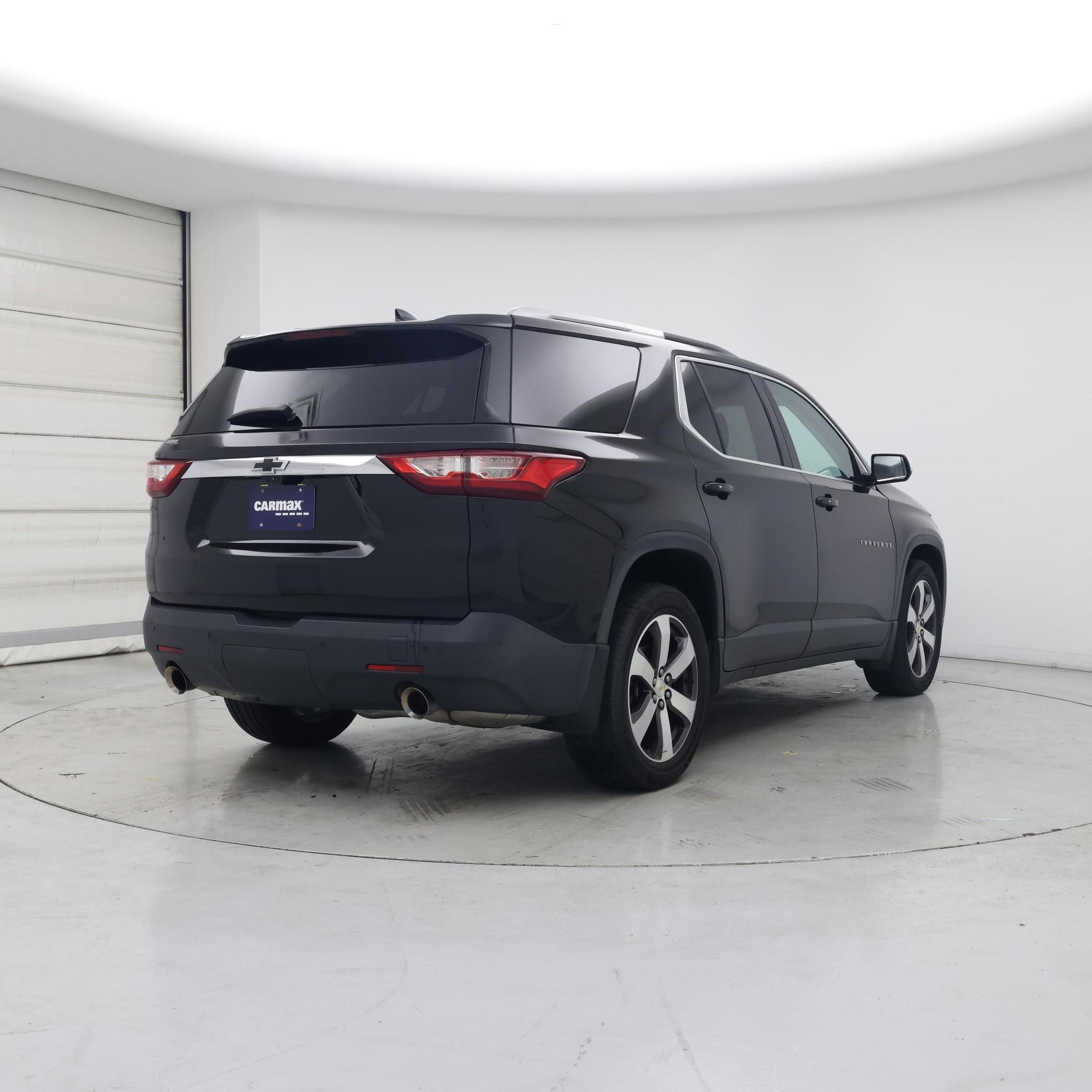 Thumbnail: 2018 Chevrolet Traverse - 8