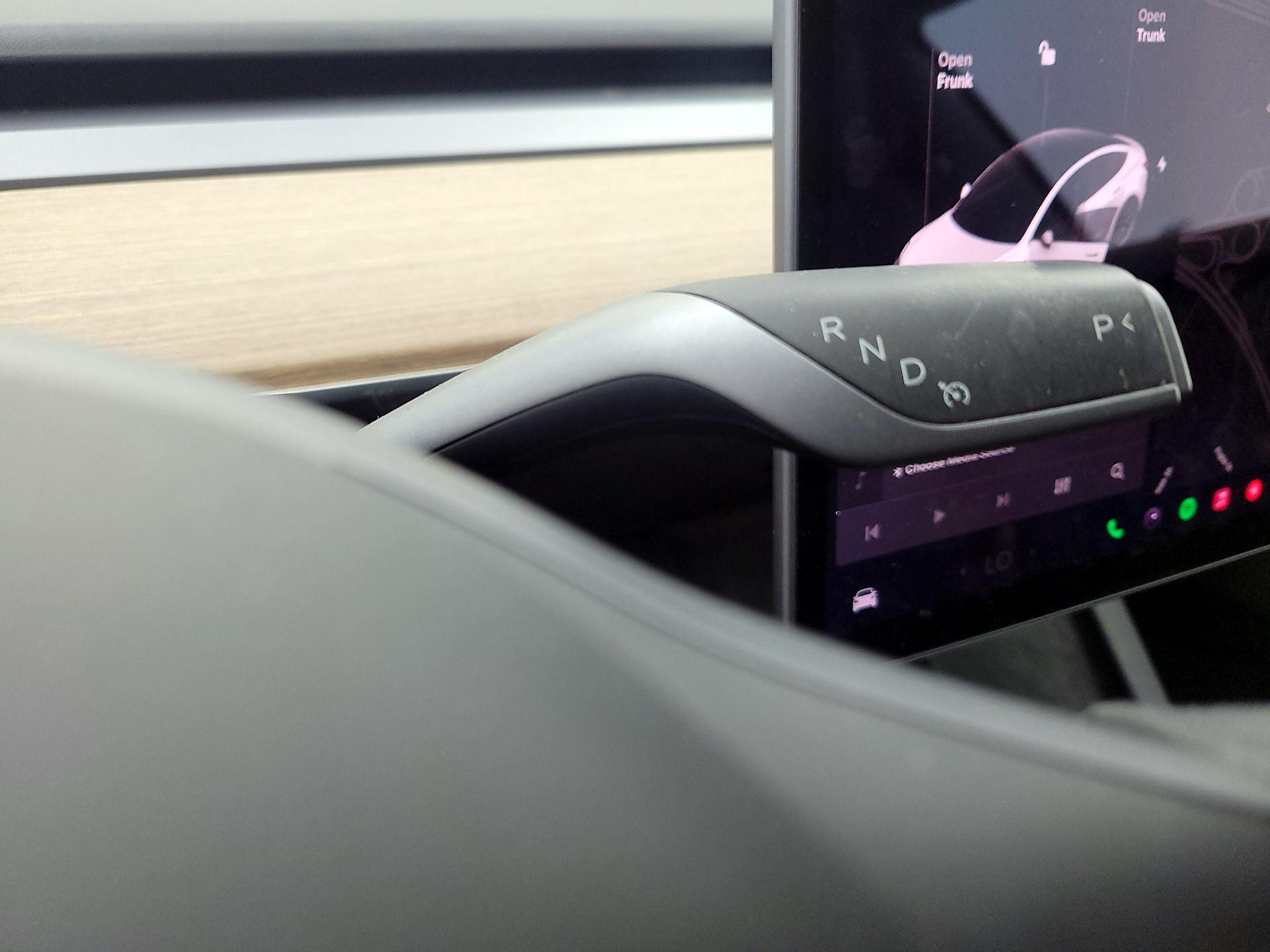 Thumbnail: 2022 Tesla Model 3 - 17