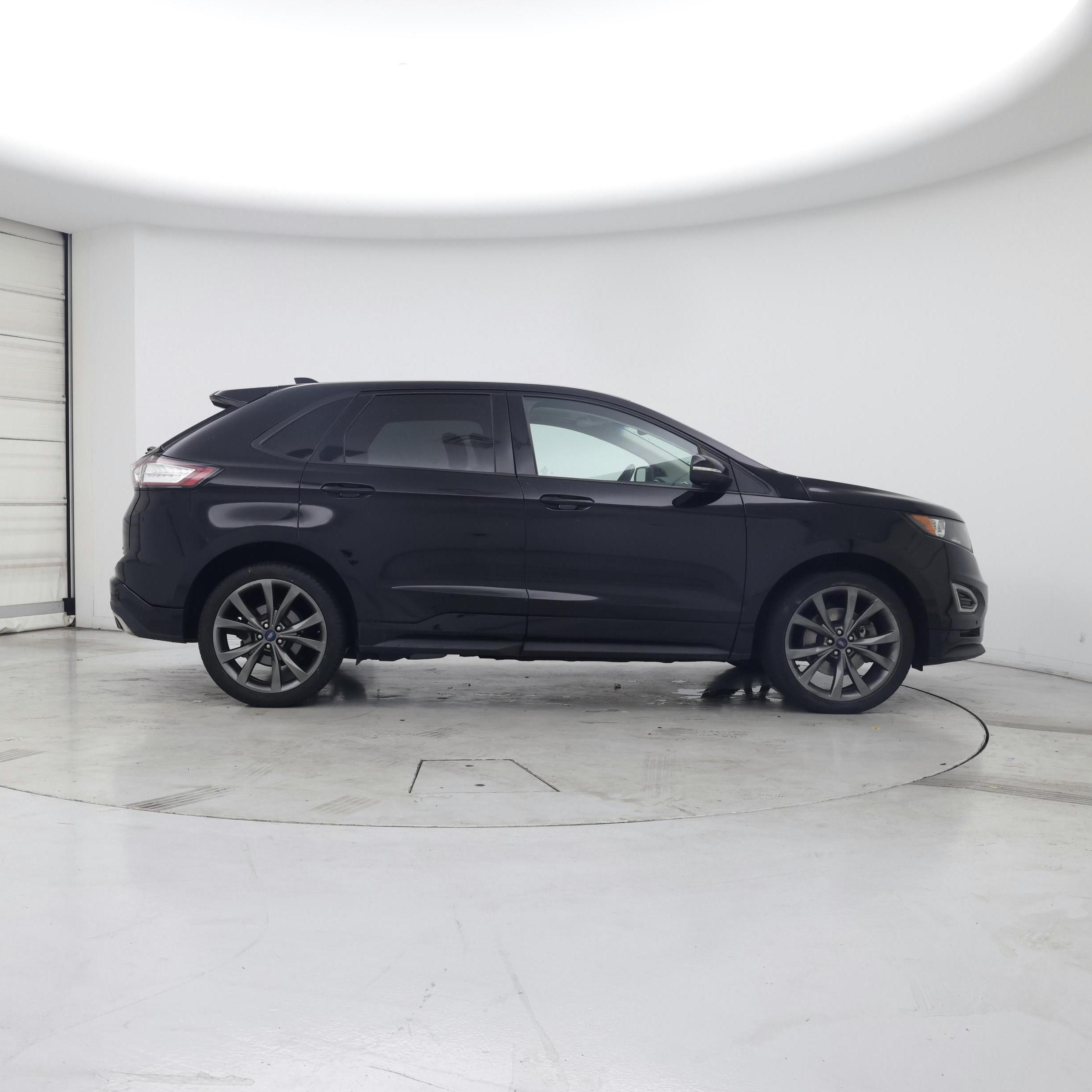 Thumbnail: 2018 Ford Edge - 7