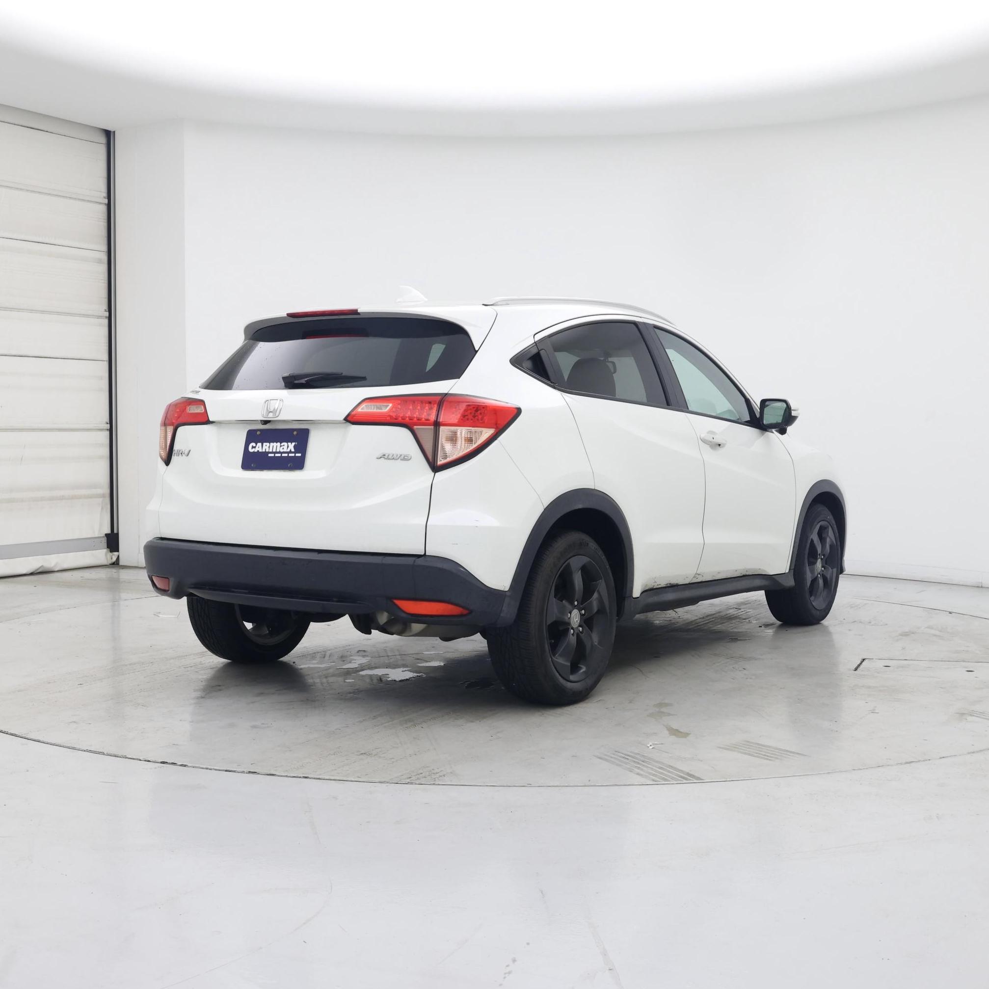 Thumbnail: 2017 Honda HR-V - 8