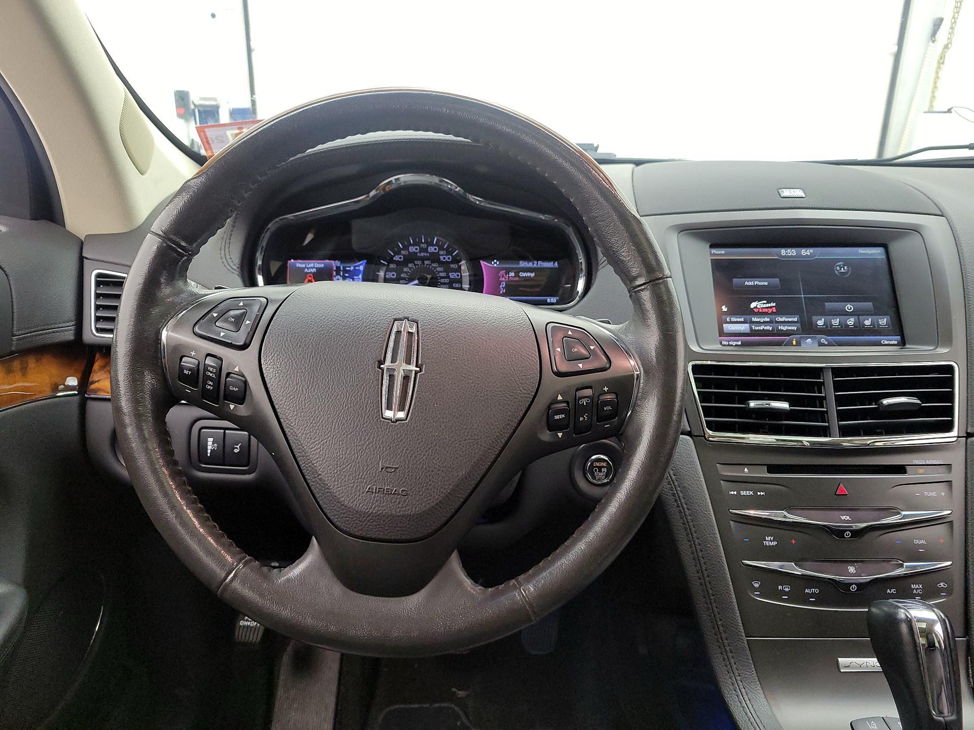 Thumbnail: 2015 Lincoln MKT - 10