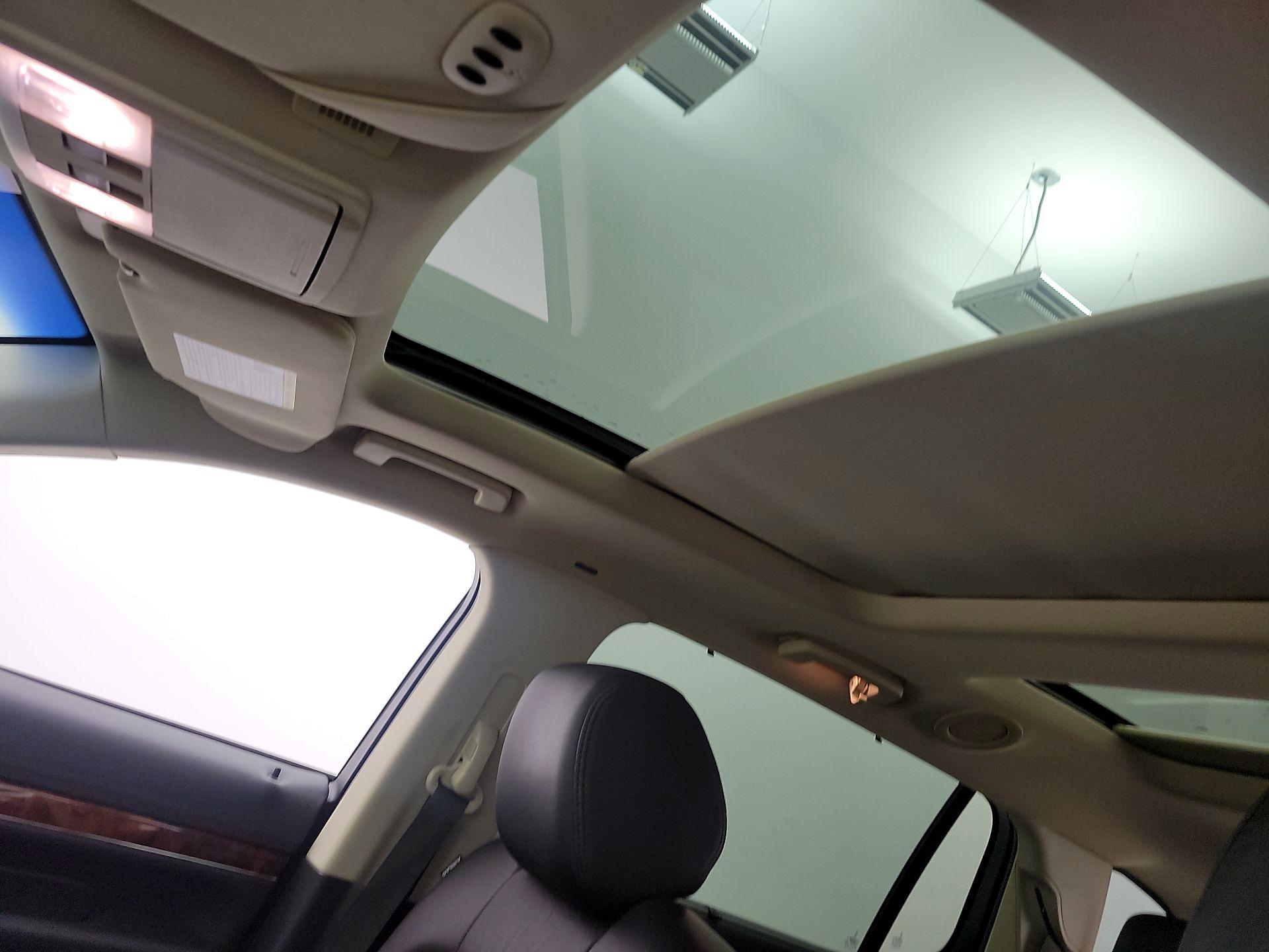 Thumbnail: 2015 Lincoln MKT - 17