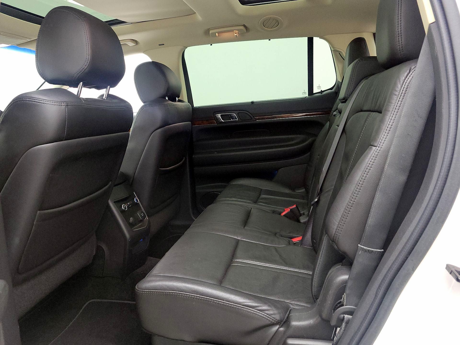 Thumbnail: 2015 Lincoln MKT - 18