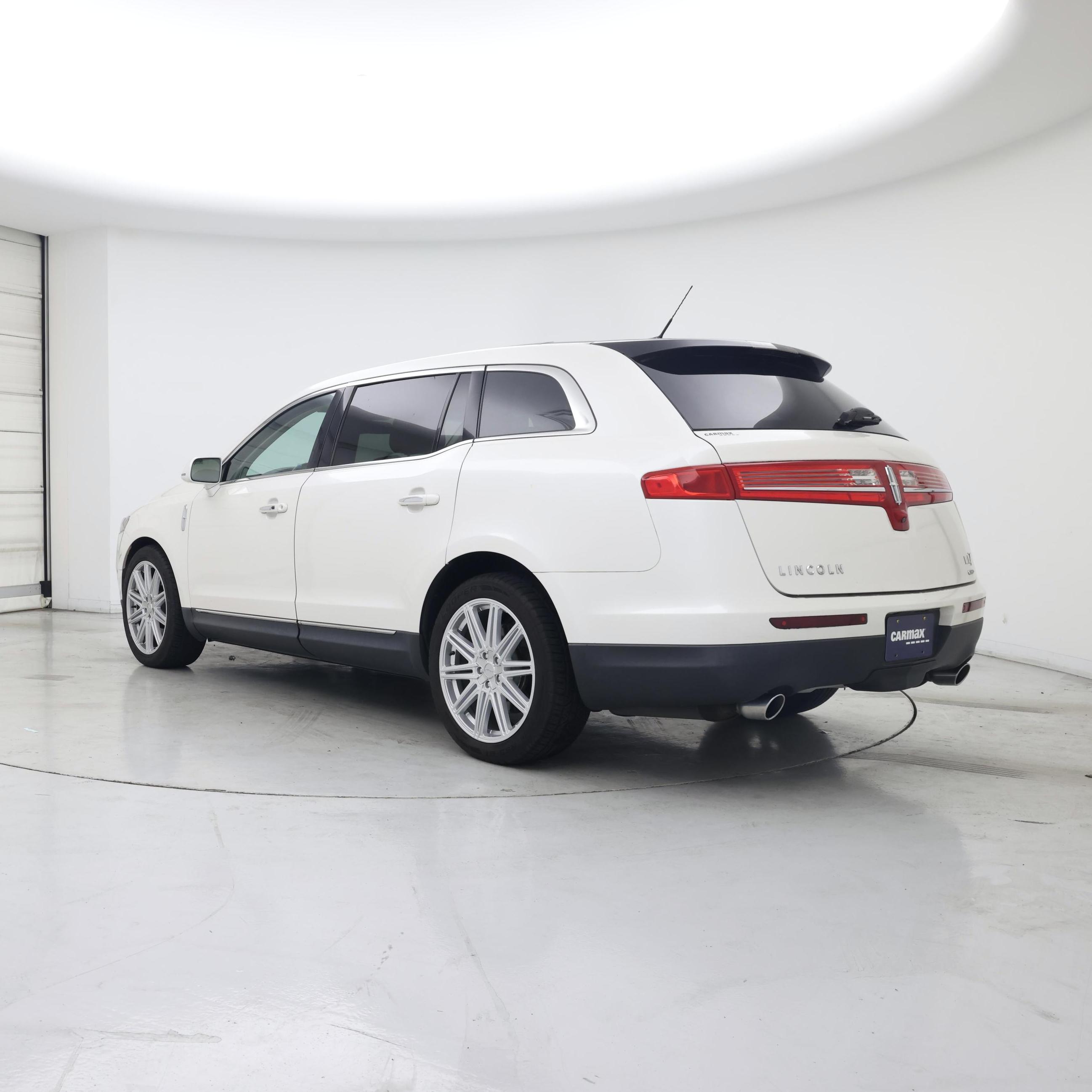 Thumbnail: 2015 Lincoln MKT - 2