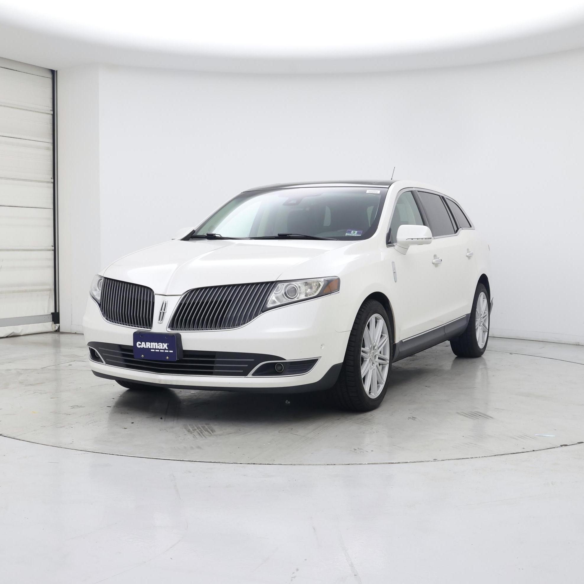 Thumbnail: 2015 Lincoln MKT - 4