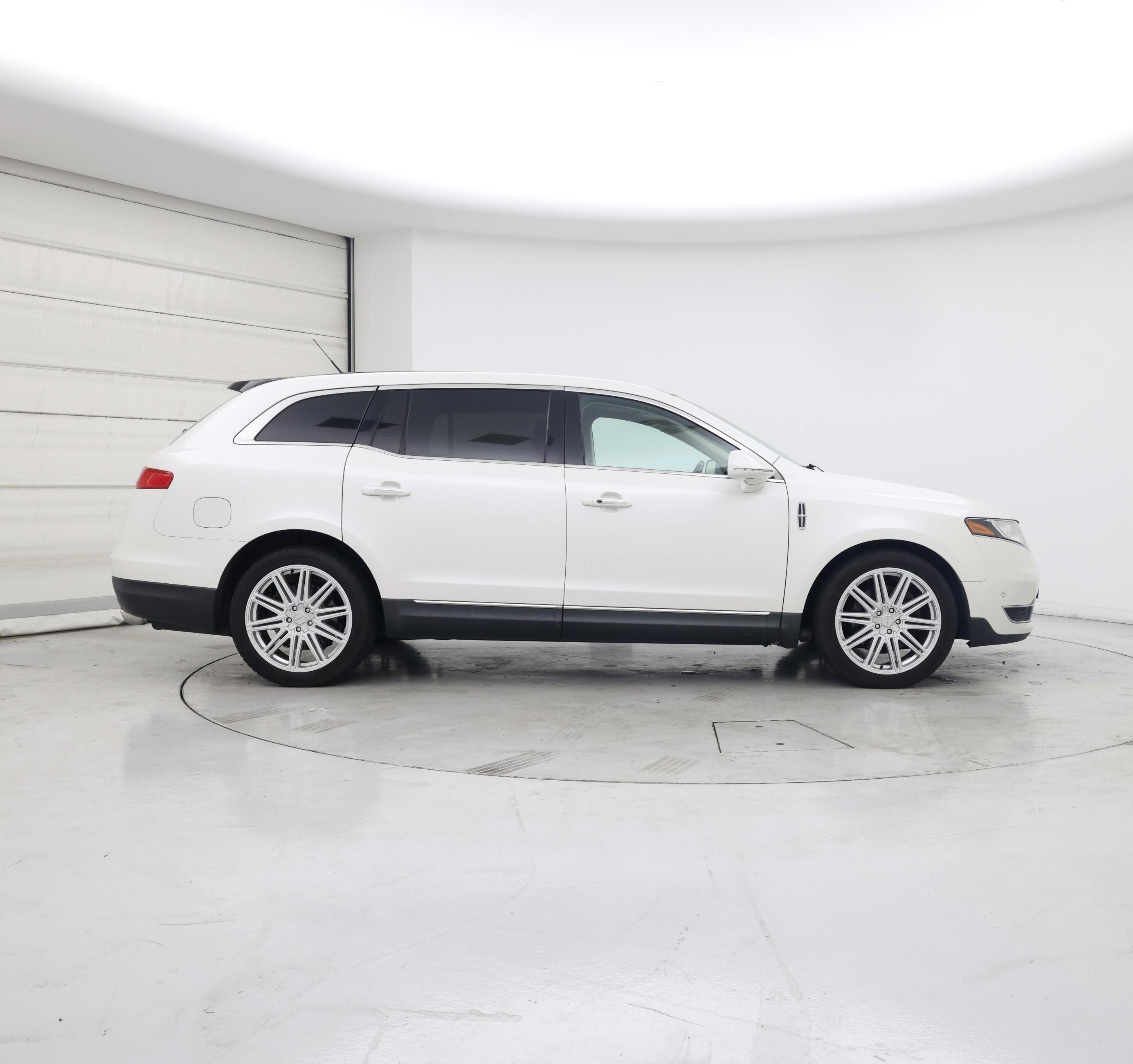 Thumbnail: 2015 Lincoln MKT - 7