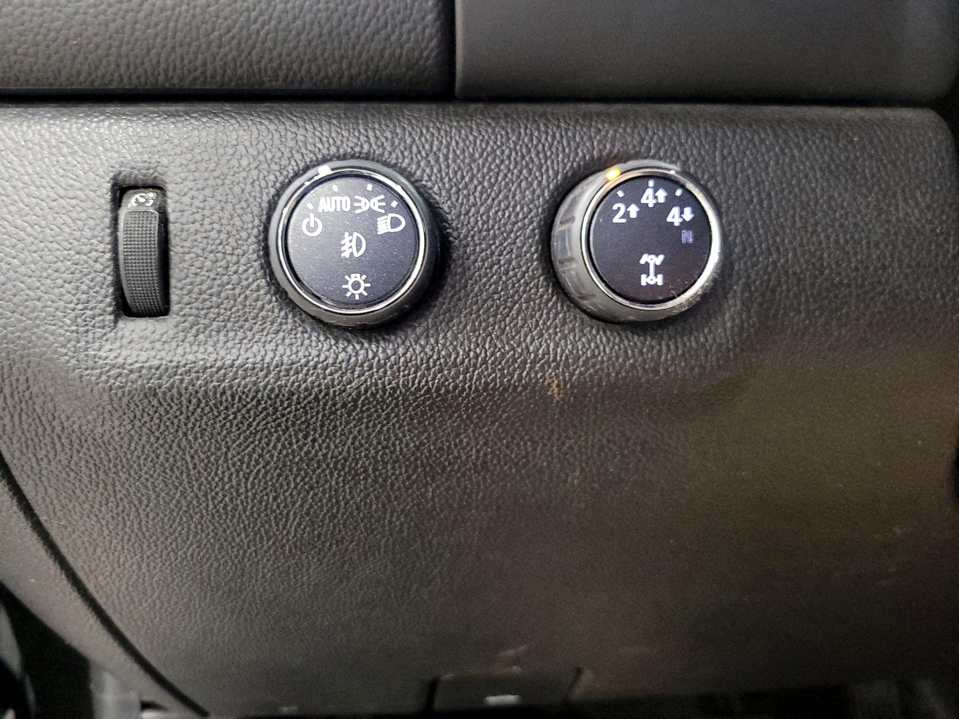 Thumbnail: 2016 Chevrolet Colorado - 13