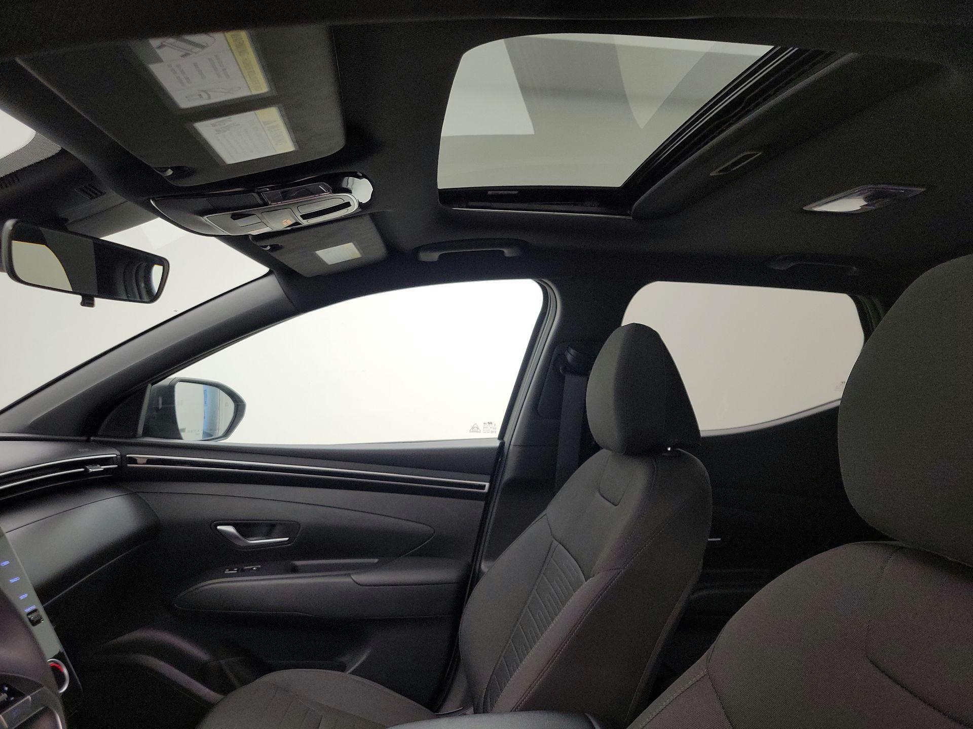 Thumbnail: 2023 Hyundai Santa Cruz - 19
