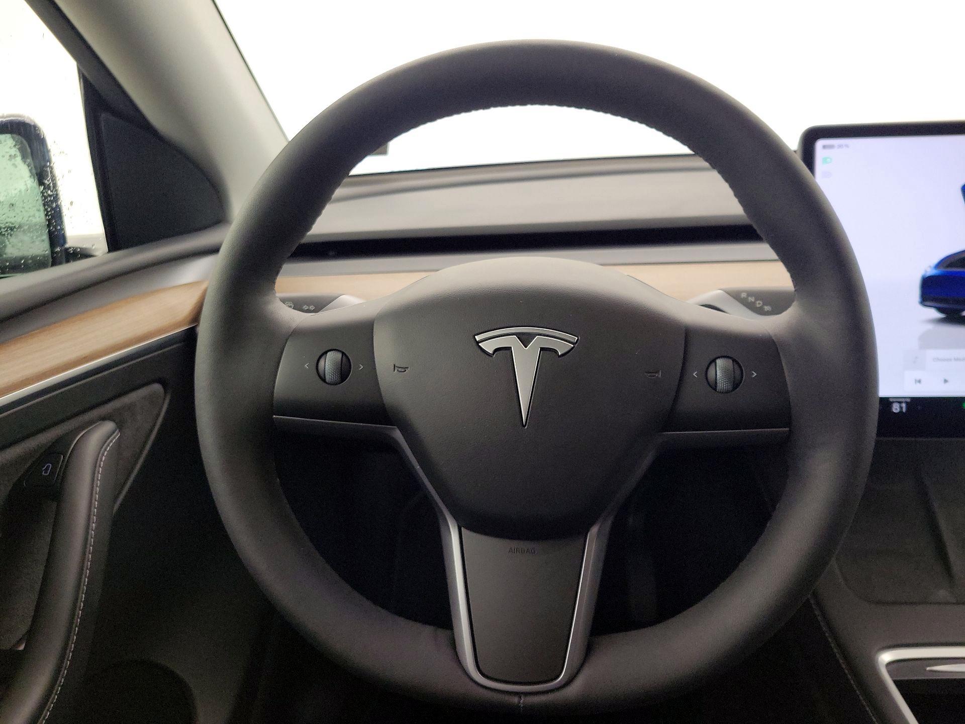 Thumbnail: 2024 Tesla Model Y - 10