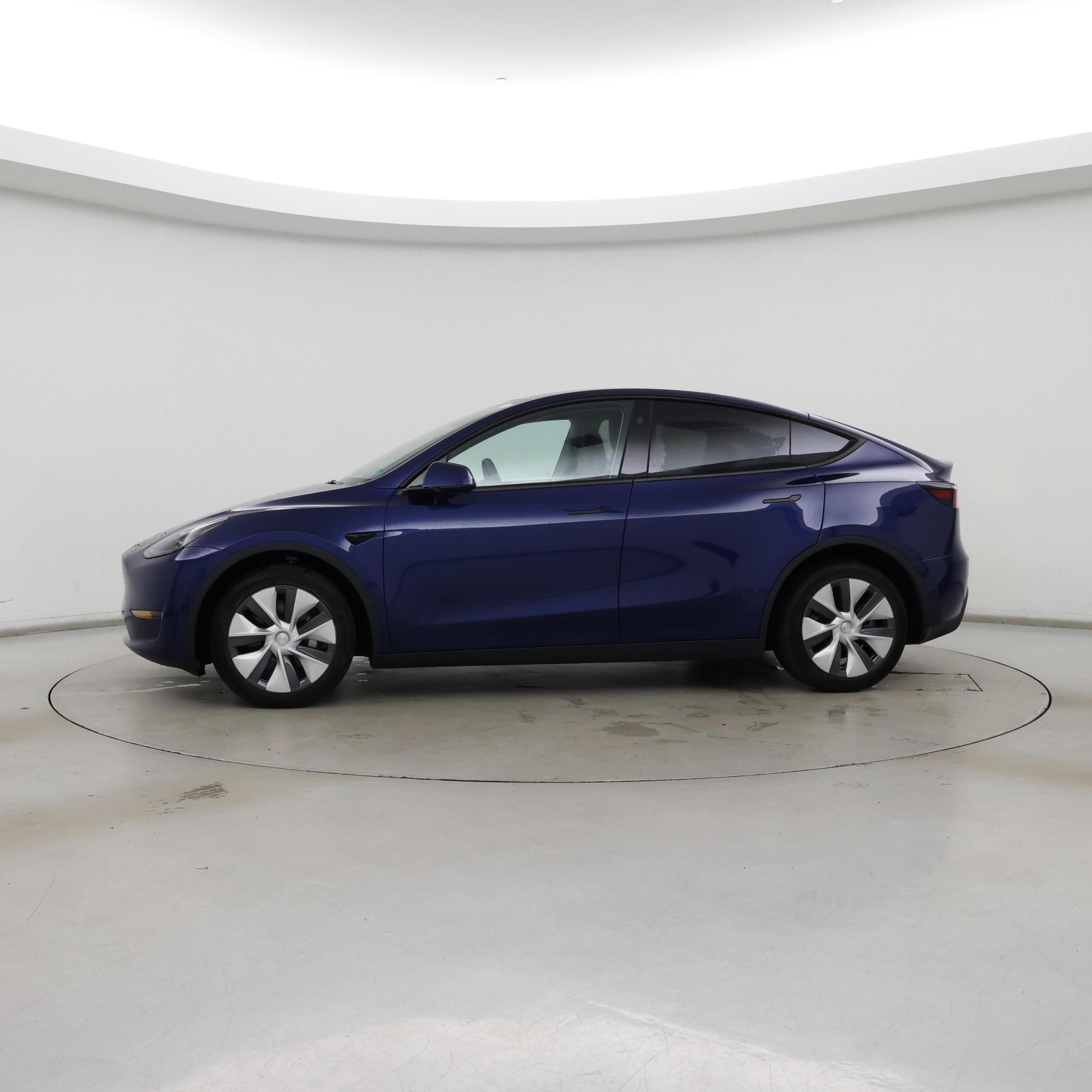 Thumbnail: 2024 Tesla Model Y - 3