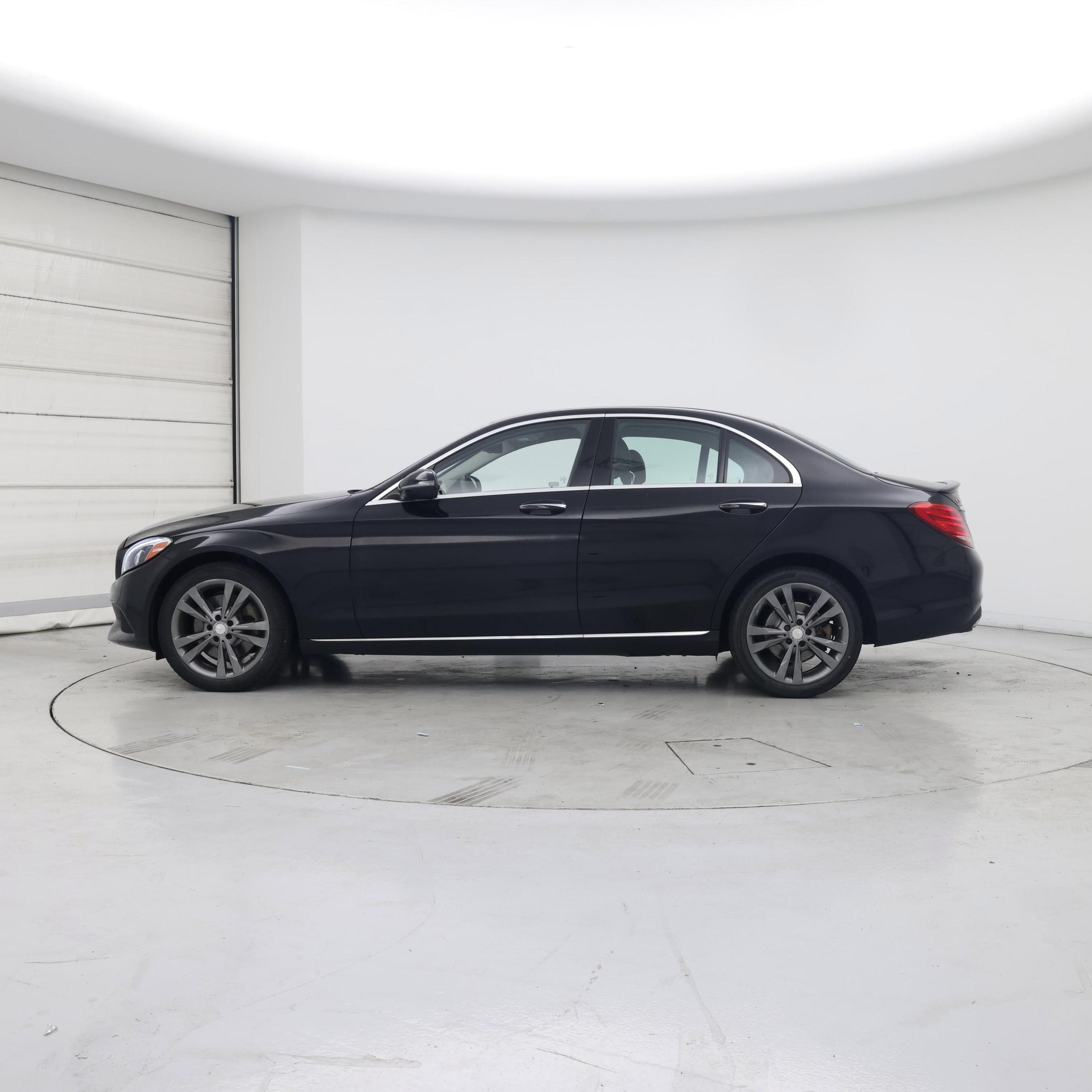 Thumbnail: 2016 Mercedes-Benz C-Class - 3
