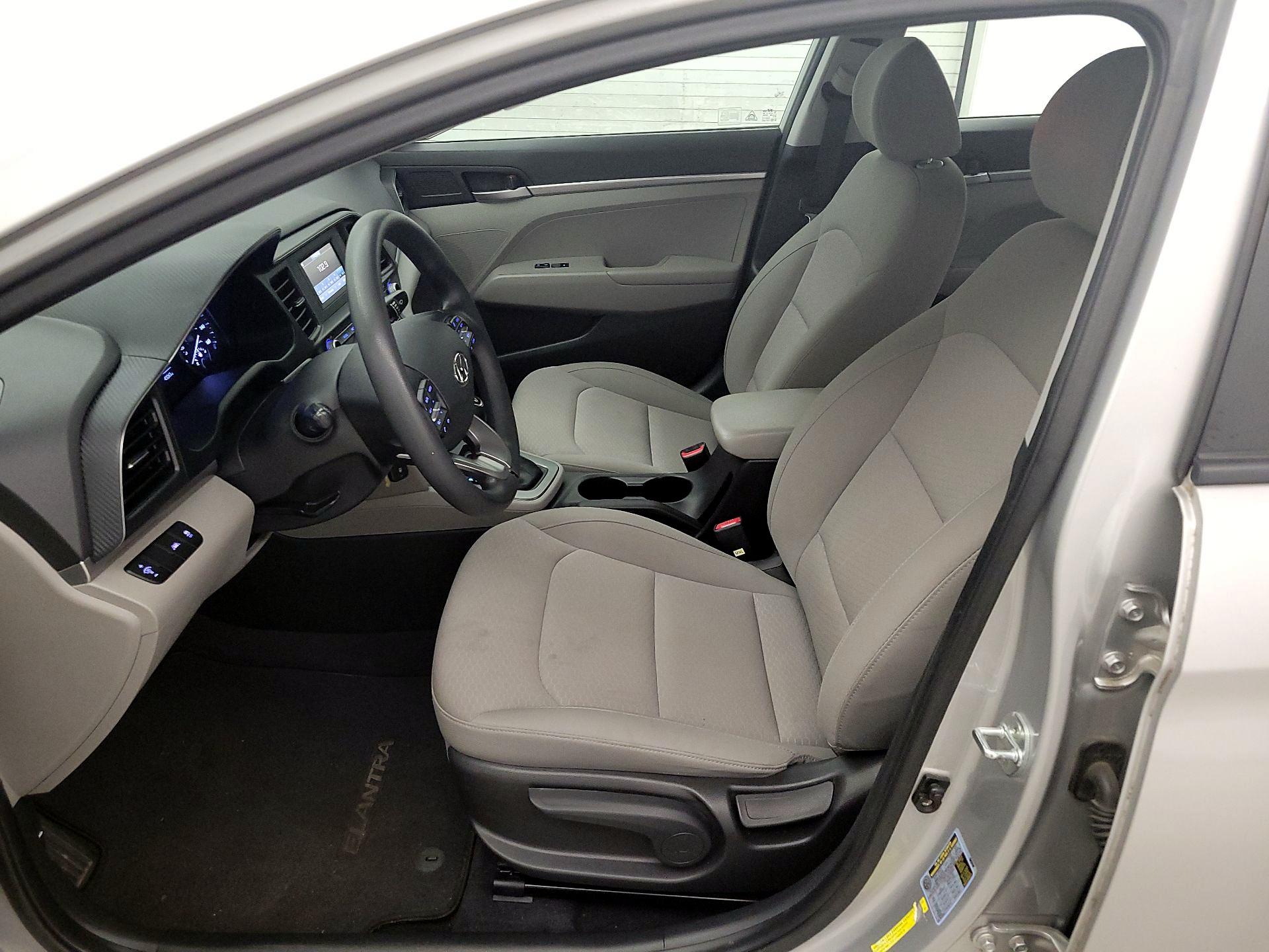 Thumbnail: 2020 Hyundai Elantra - 11