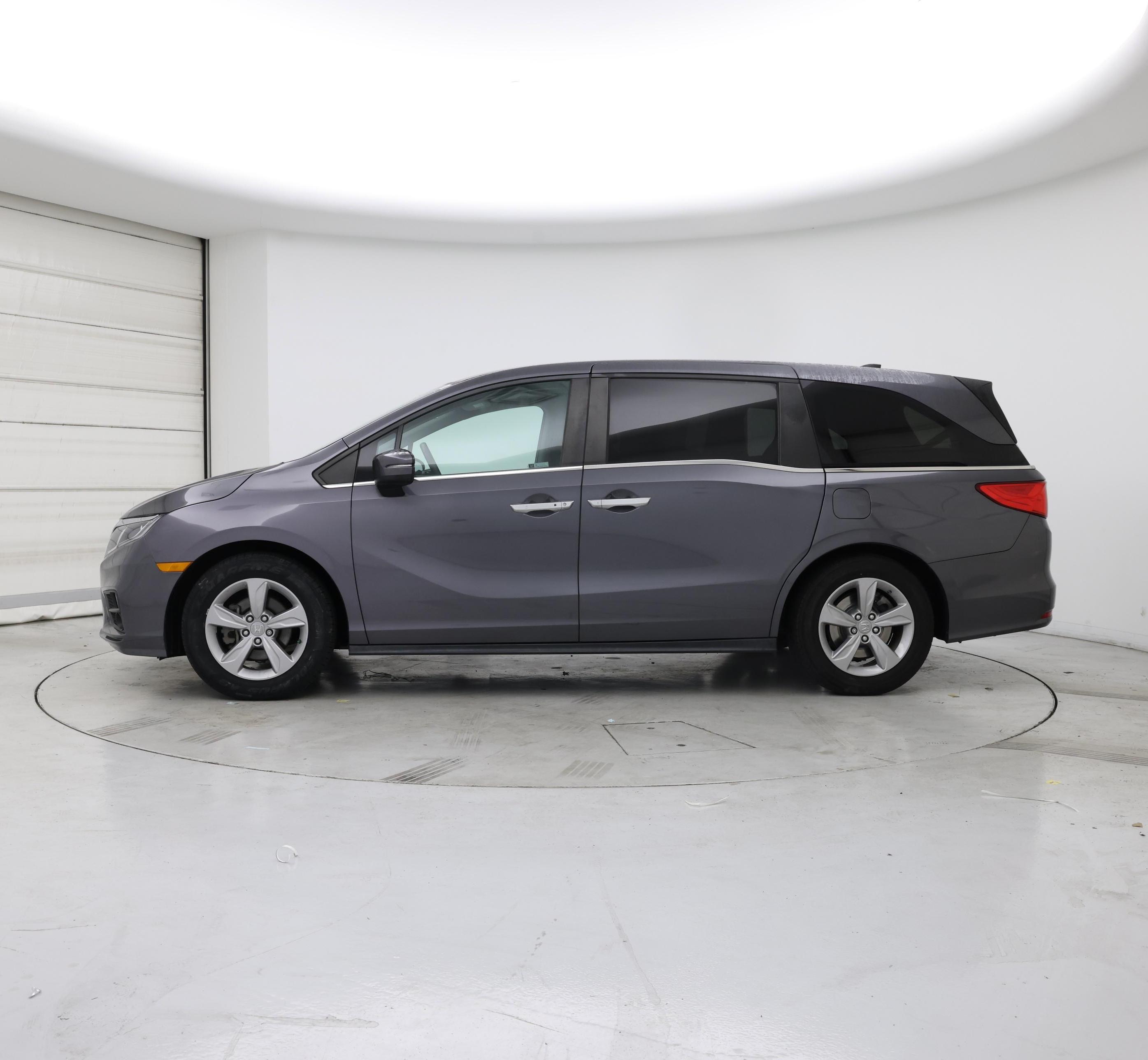 Thumbnail: 2019 Honda Odyssey - 3