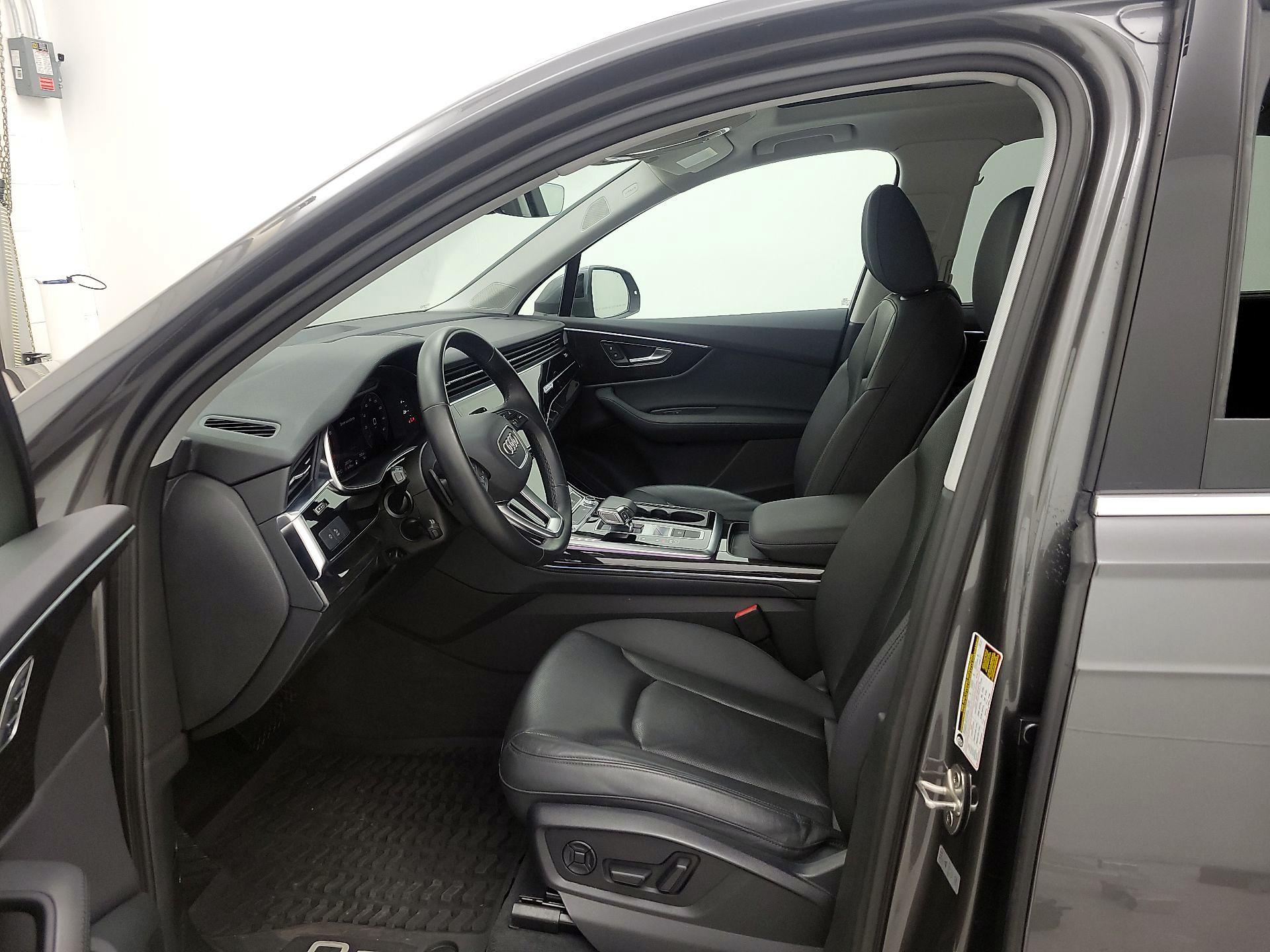 Thumbnail: 2022 Audi Q7 - 11