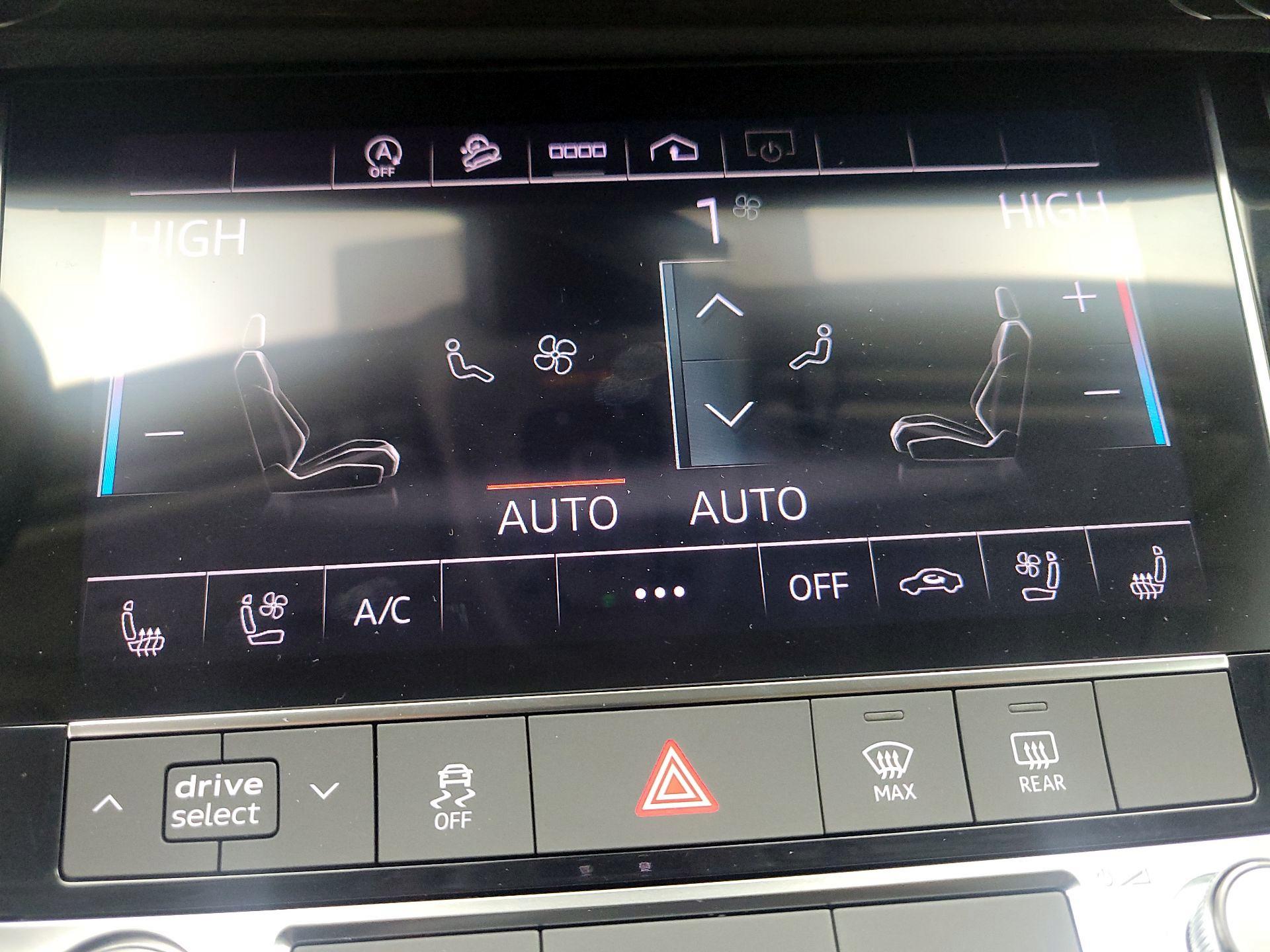 Thumbnail: 2022 Audi Q7 - 17