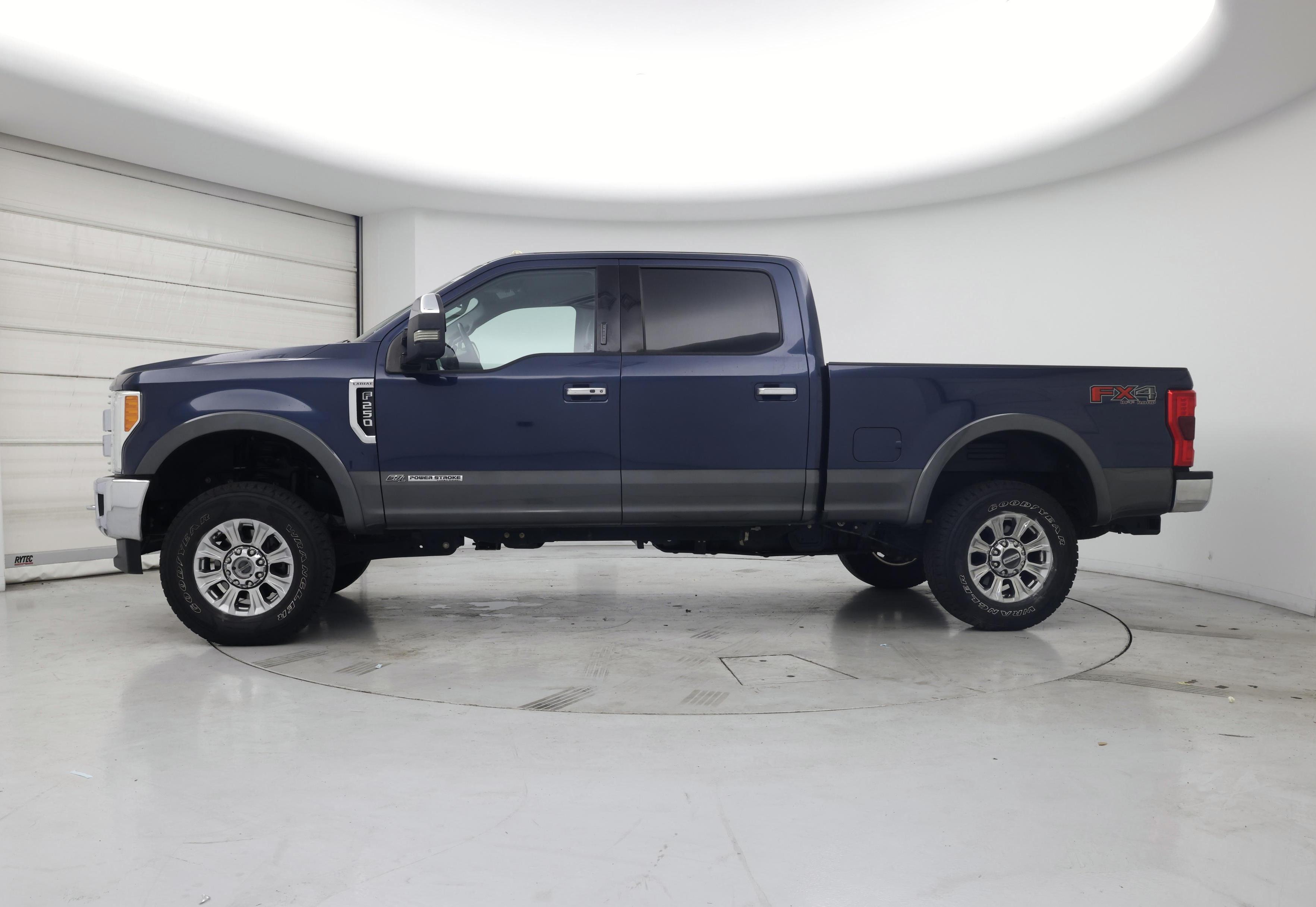 Thumbnail: 2019 Ford F-250 - 3