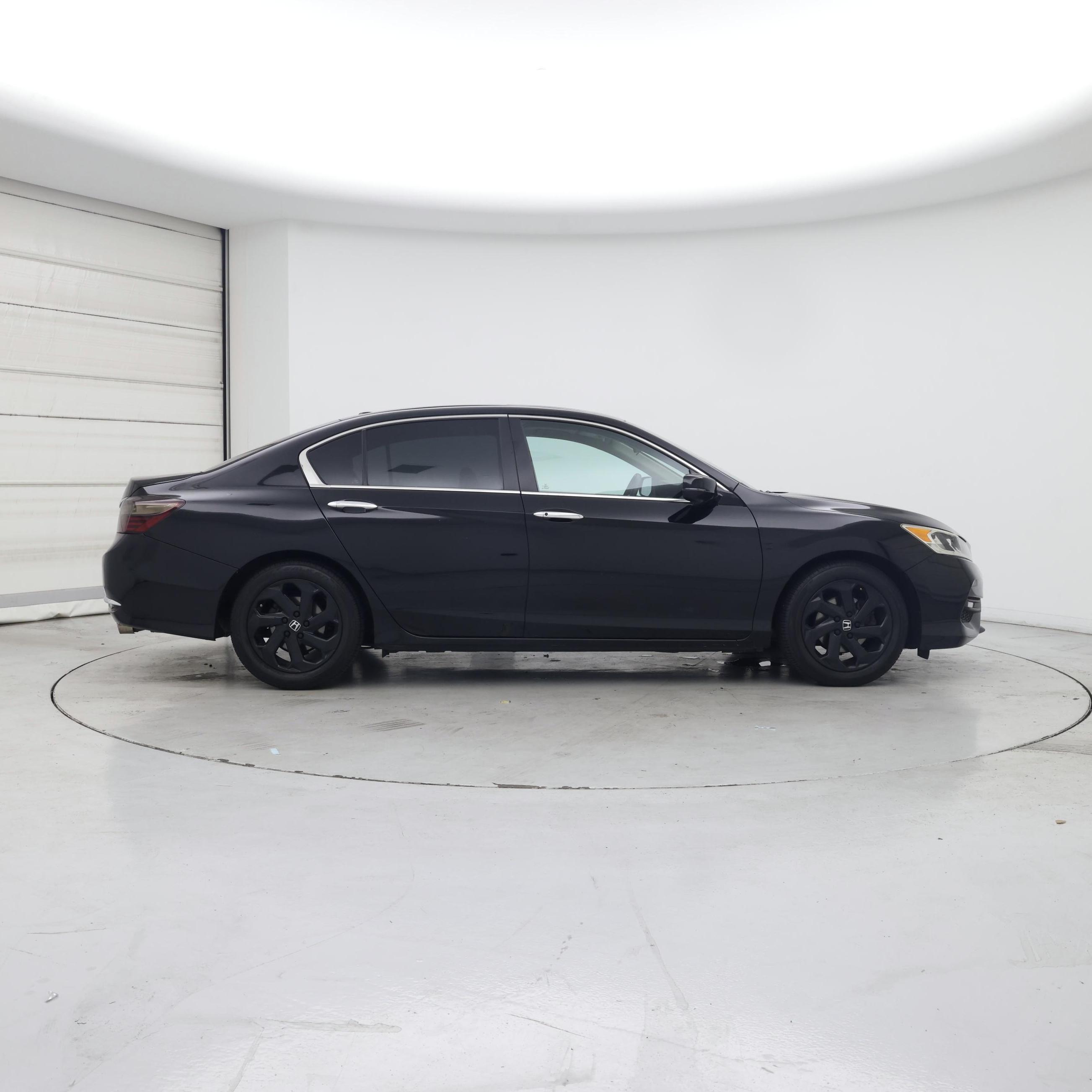 Thumbnail: 2016 Honda Accord - 7