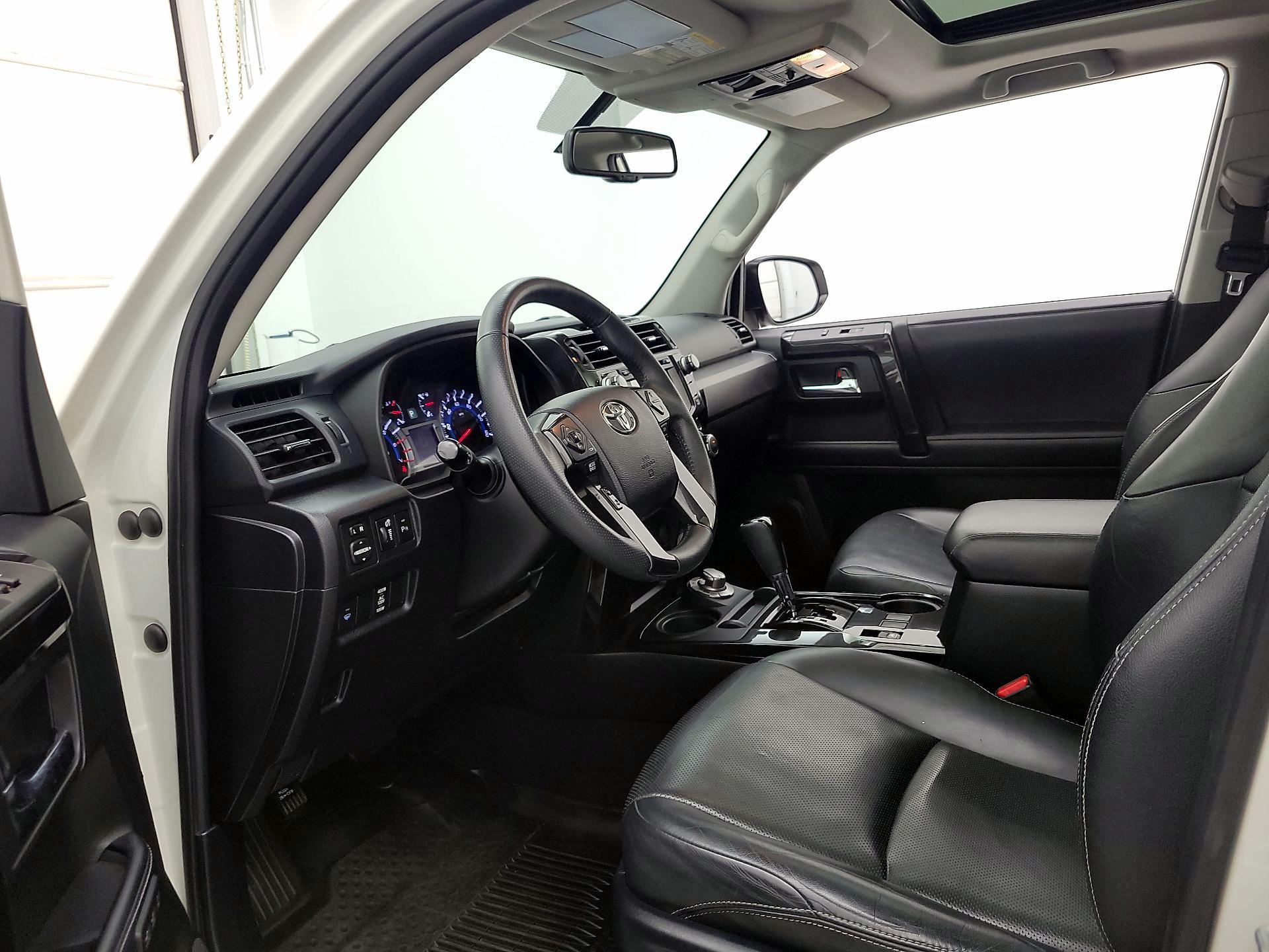 Thumbnail: 2019 Toyota 4Runner - 11