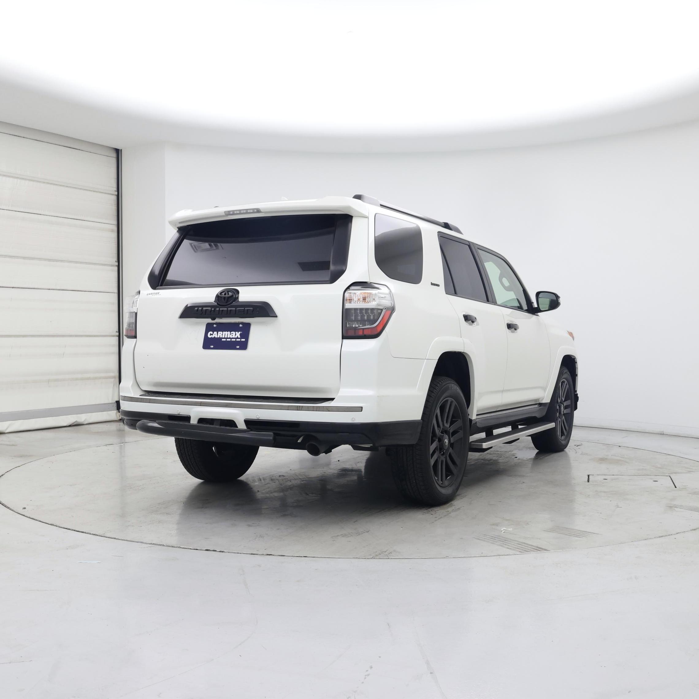 Thumbnail: 2019 Toyota 4Runner - 8