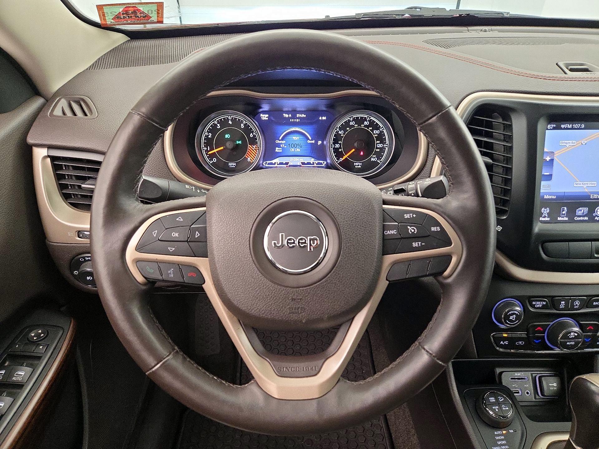 Thumbnail: 2015 Jeep Cherokee - 10