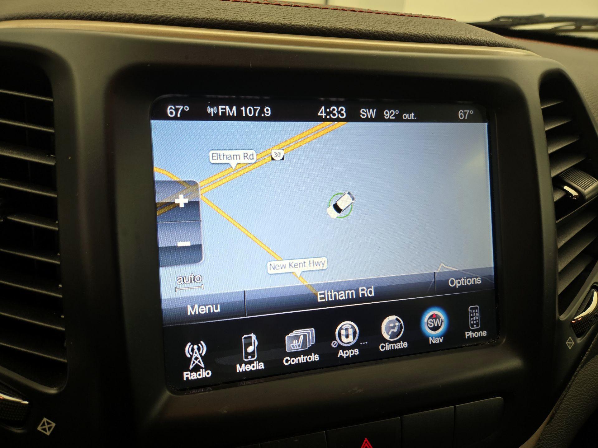 Thumbnail: 2015 Jeep Cherokee - 14