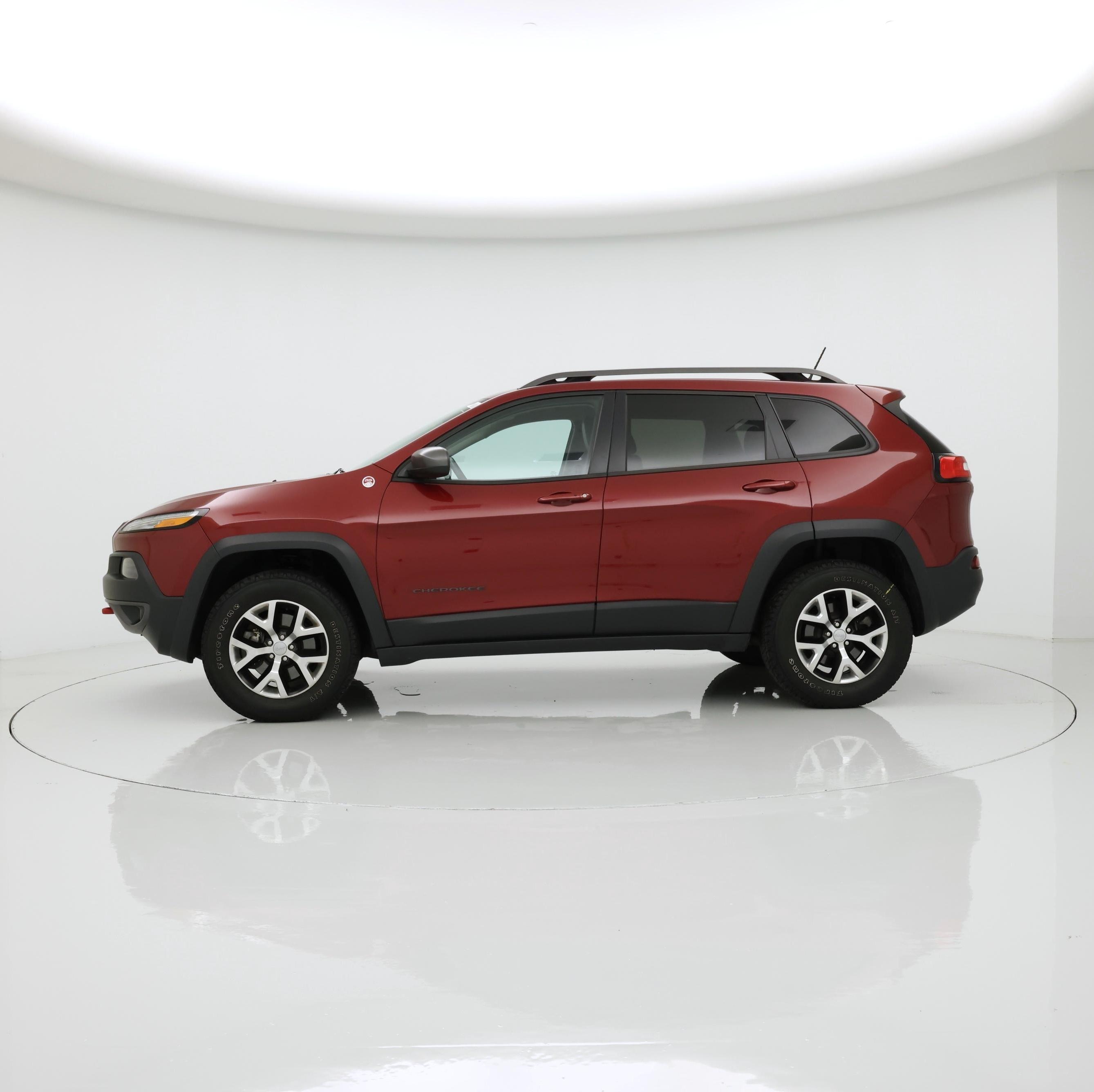 Thumbnail: 2015 Jeep Cherokee - 3