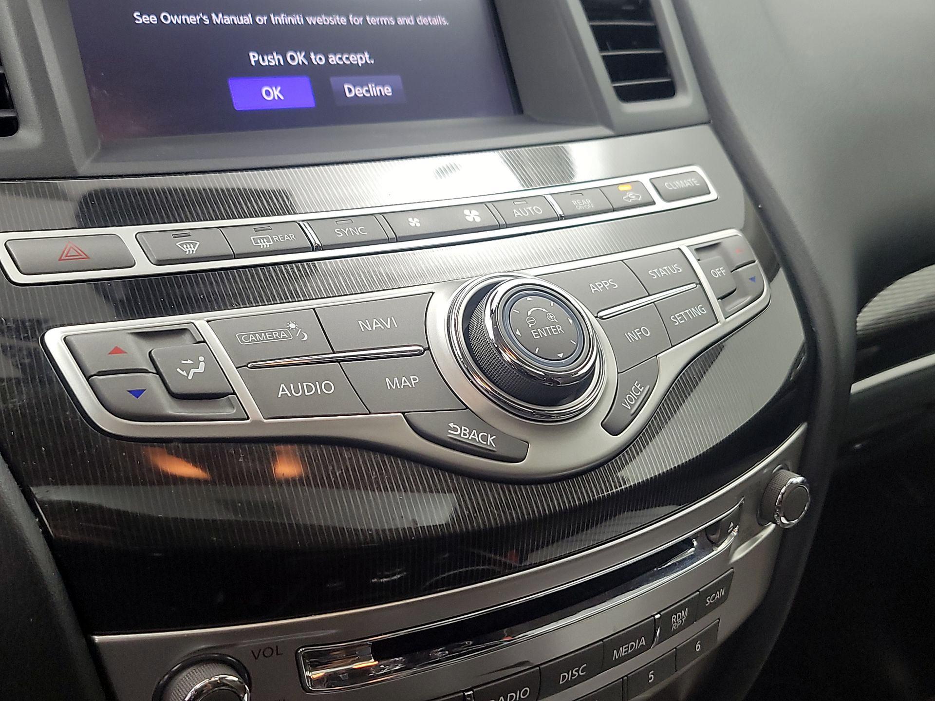 Thumbnail: 2019 INFINITI QX60 - 17