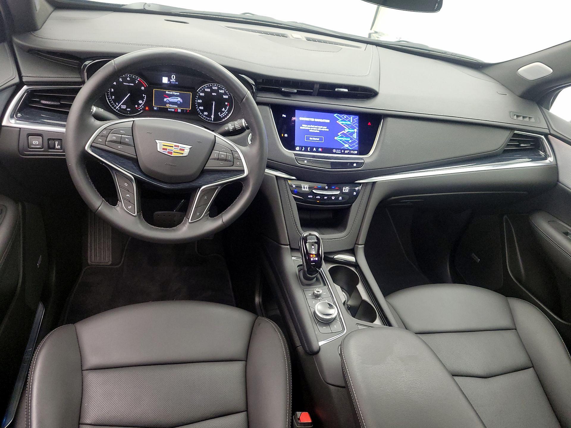 Thumbnail: 2024 Cadillac XT5 - 9