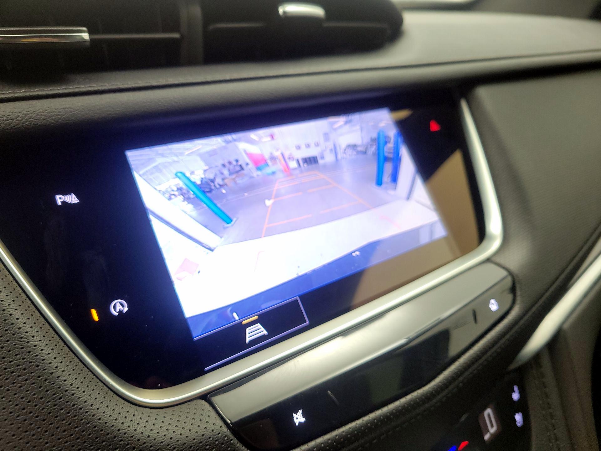 Thumbnail: 2024 Cadillac XT5 - 13