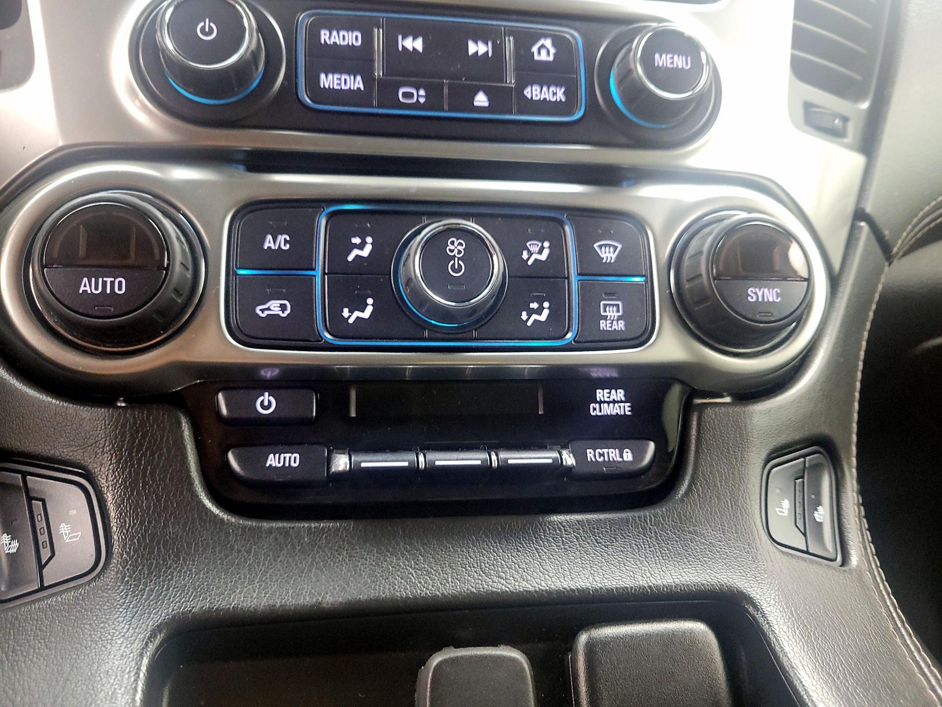 Thumbnail: 2019 Chevrolet Tahoe - 16