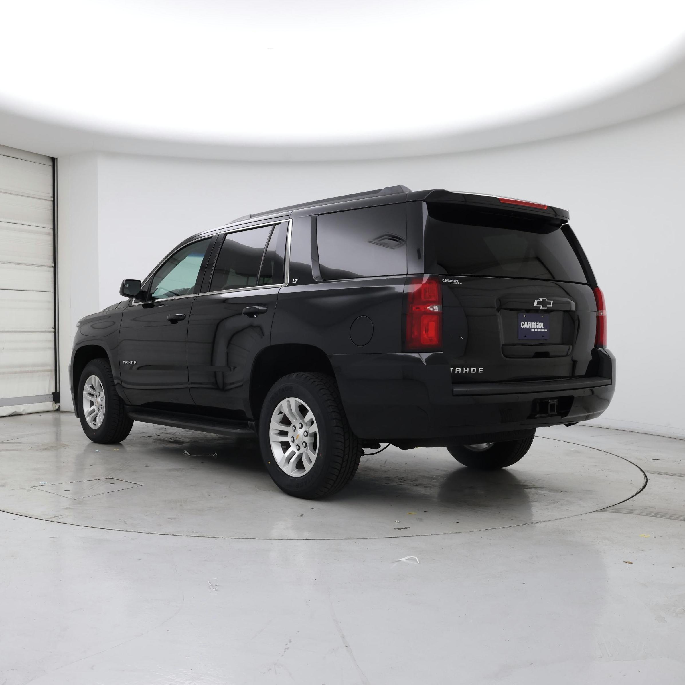 Thumbnail: 2019 Chevrolet Tahoe - 2