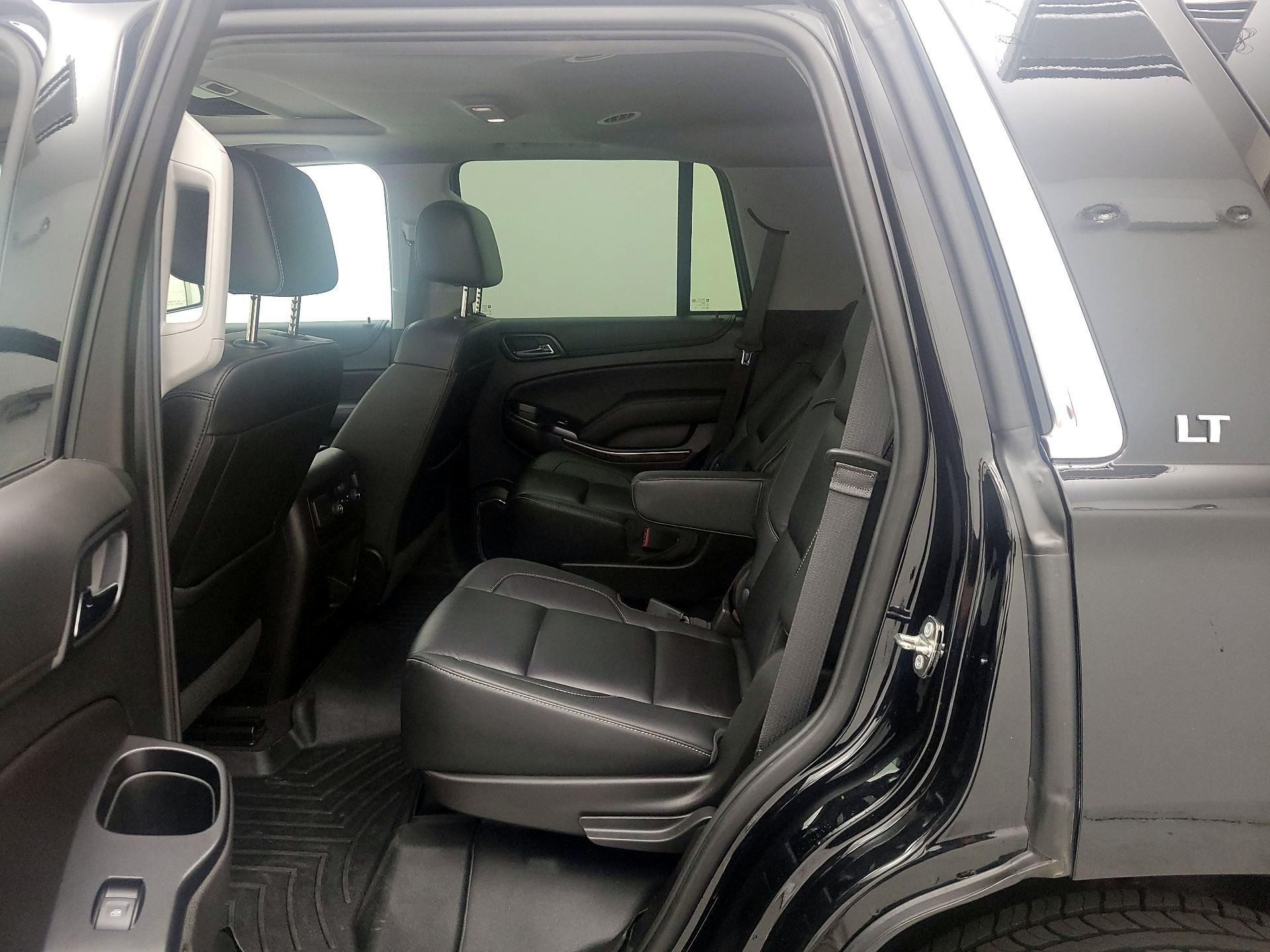 Thumbnail: 2019 Chevrolet Tahoe - 20