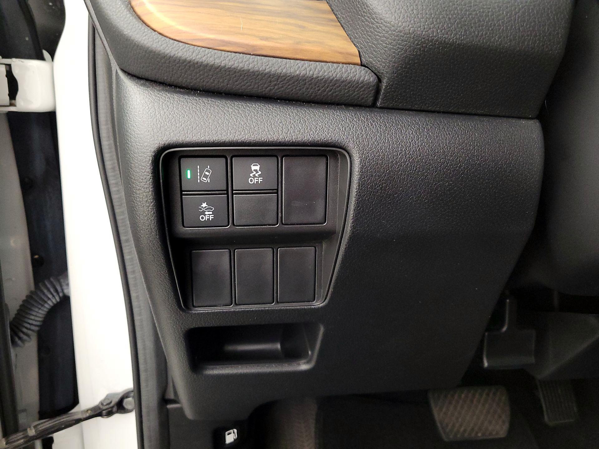 Thumbnail: 2020 Honda CR-V - 13