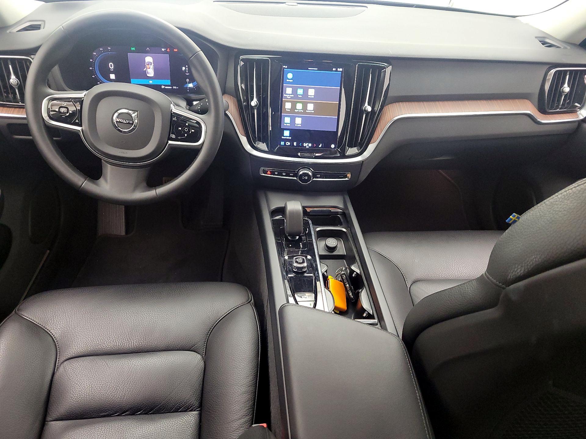 Thumbnail: 2024 Volvo S60 - 9