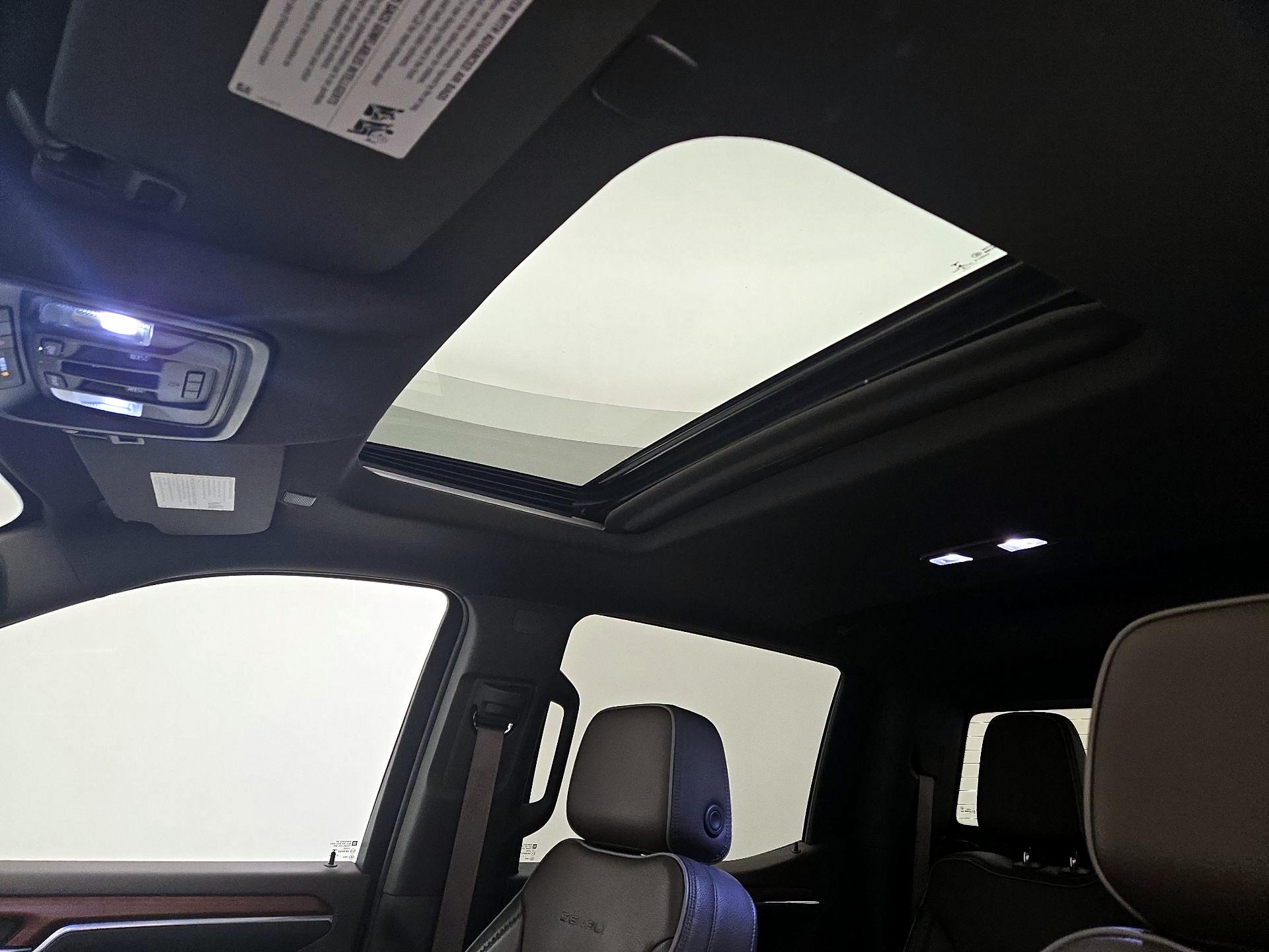 Thumbnail: 2022 GMC Sierra 1500 - 18