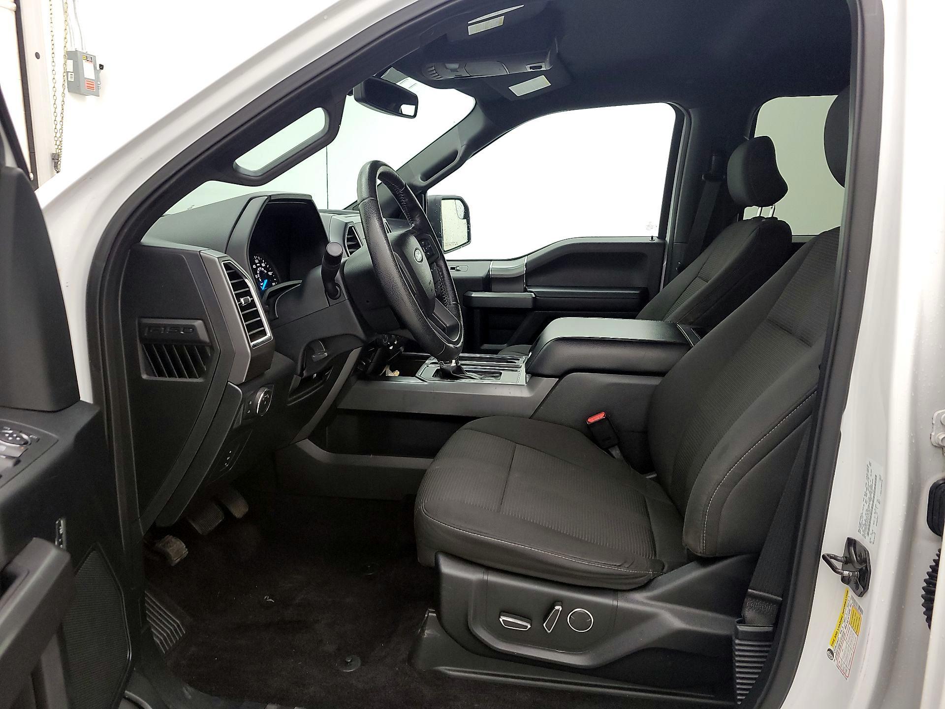 Thumbnail: 2016 Ford F-150 - 11