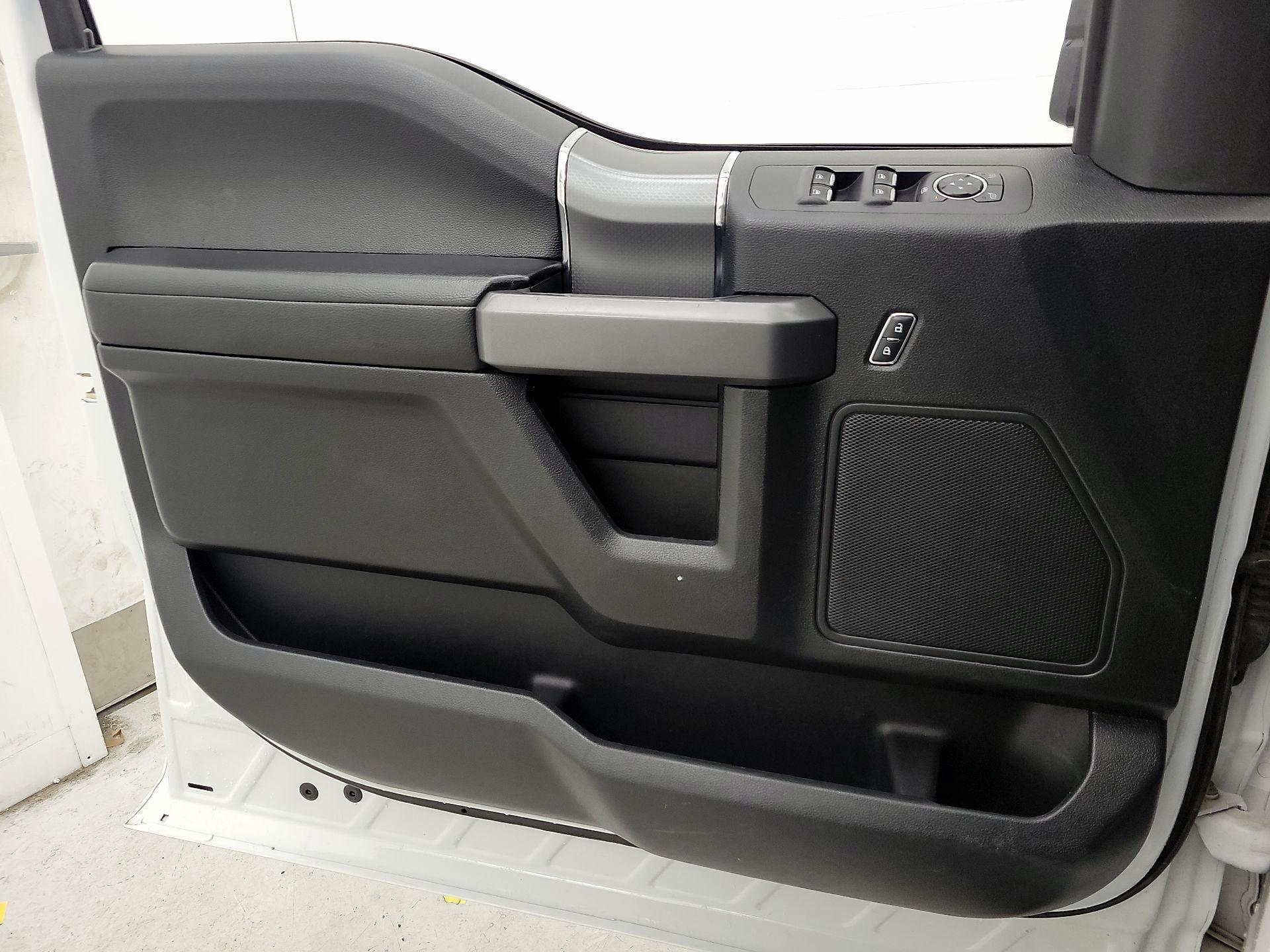 Thumbnail: 2016 Ford F-150 - 12