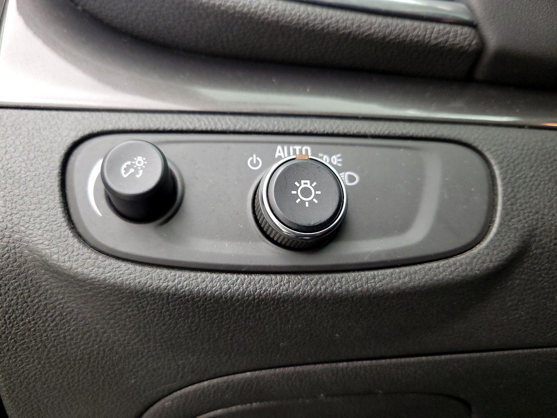 Thumbnail: 2018 Buick Encore - 13