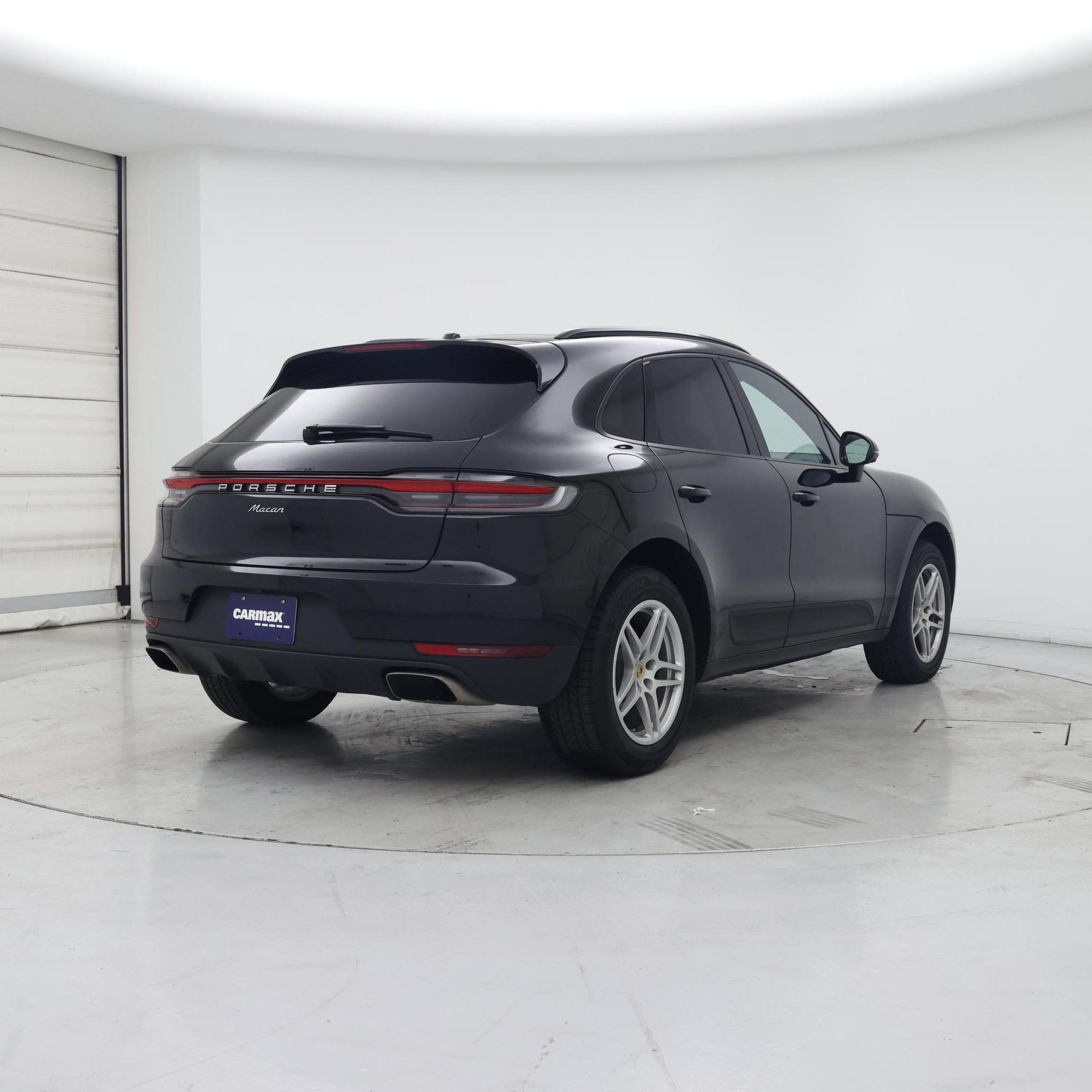 Thumbnail: 2021 Porsche Macan - 8
