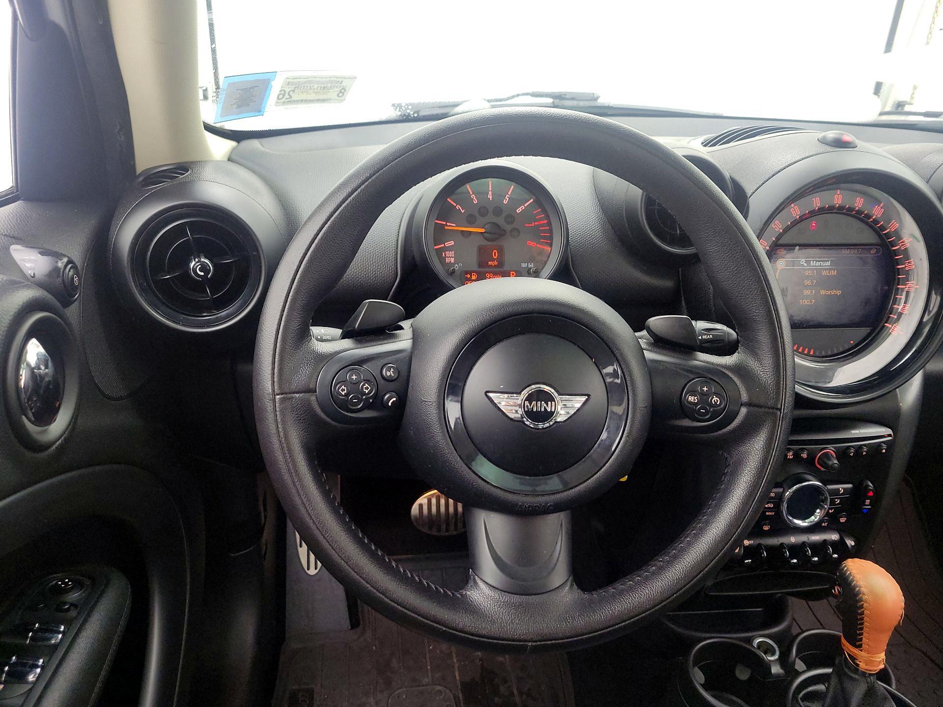 Thumbnail: 2015 MINI Cooper Countryman - 10