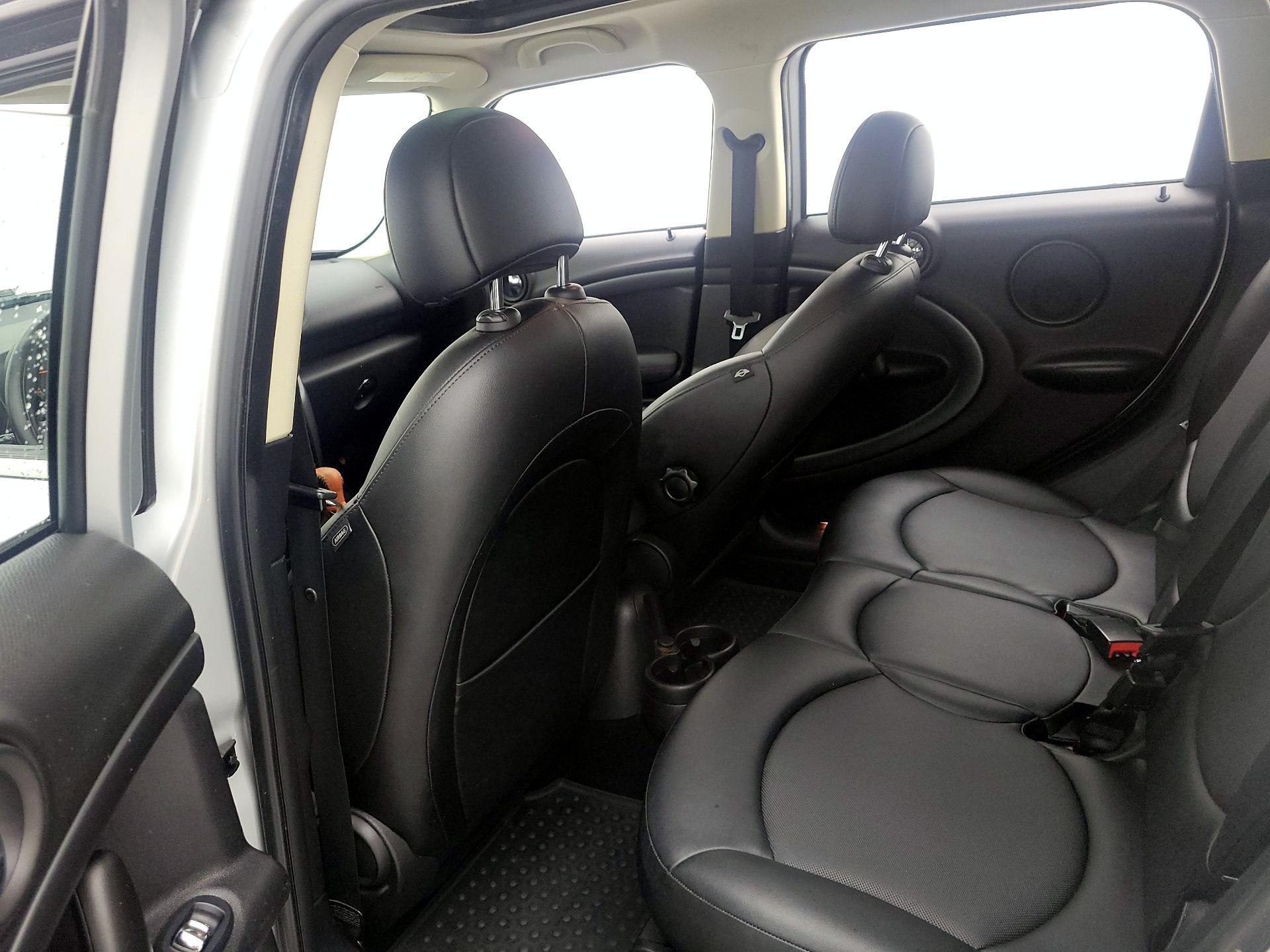 Thumbnail: 2015 MINI Cooper Countryman - 20