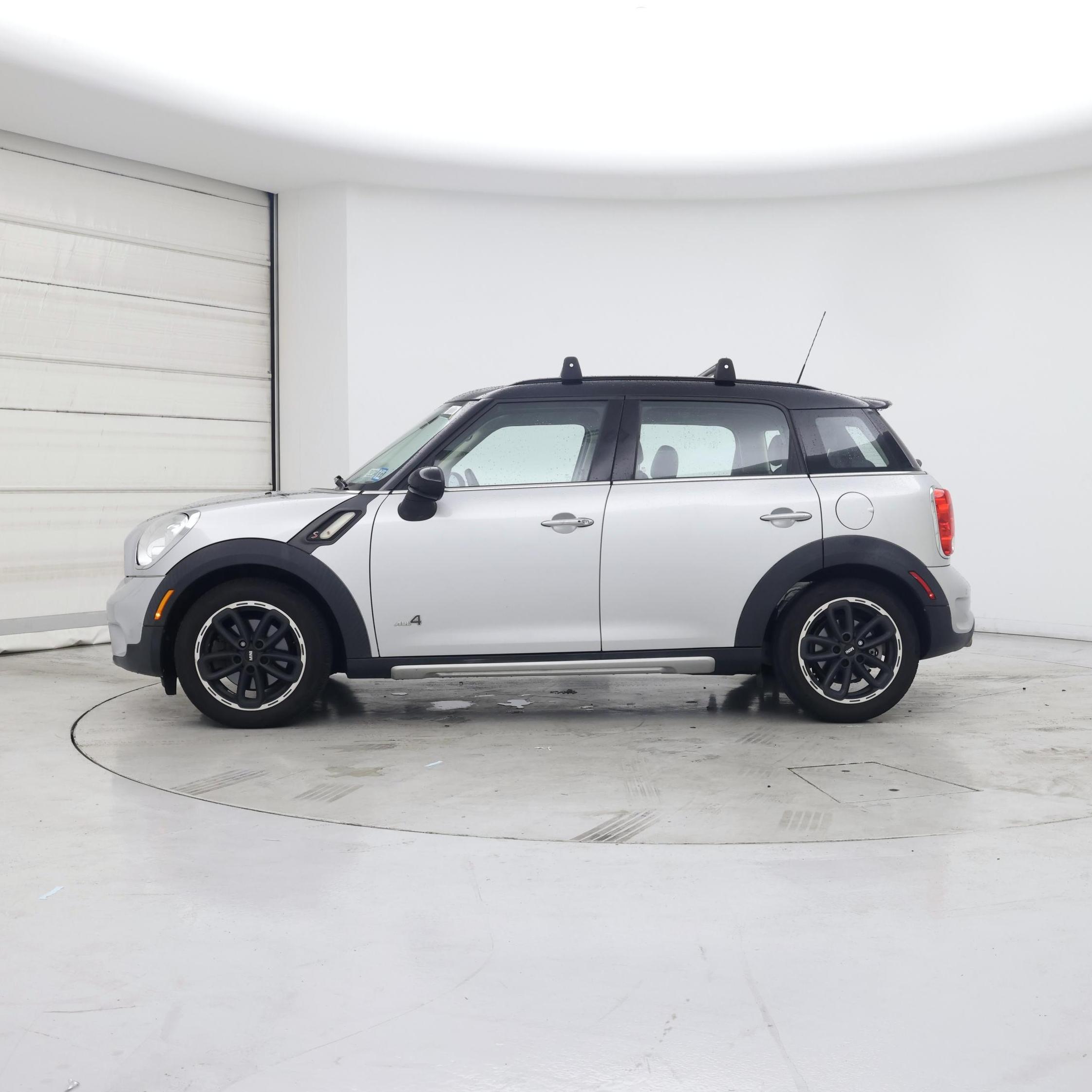 Thumbnail: 2015 MINI Cooper Countryman - 3