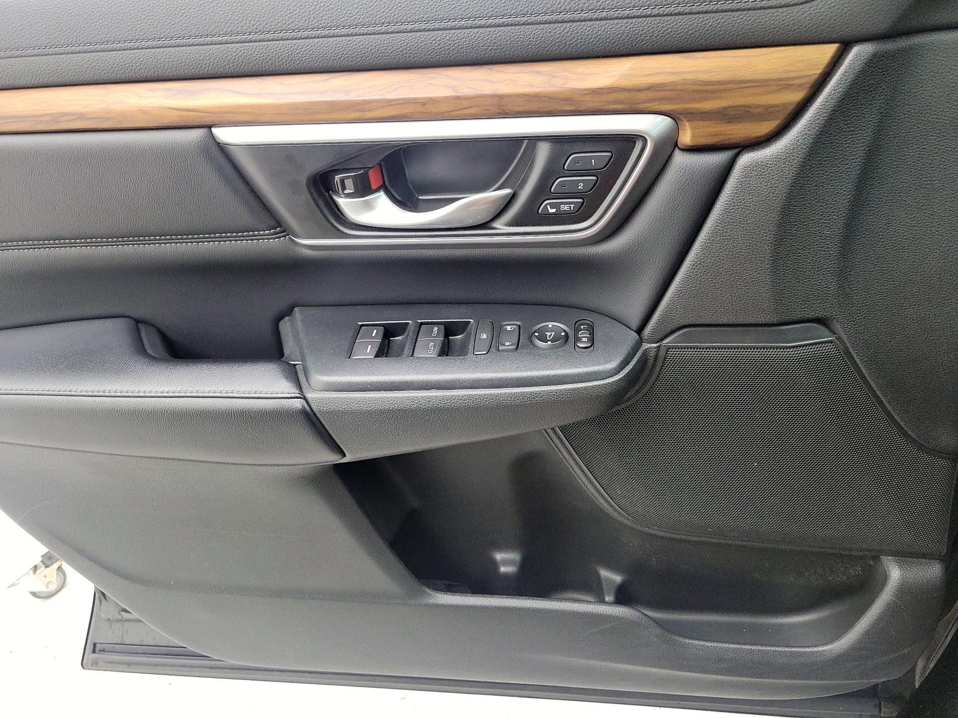 Thumbnail: 2018 Honda CR-V - 12